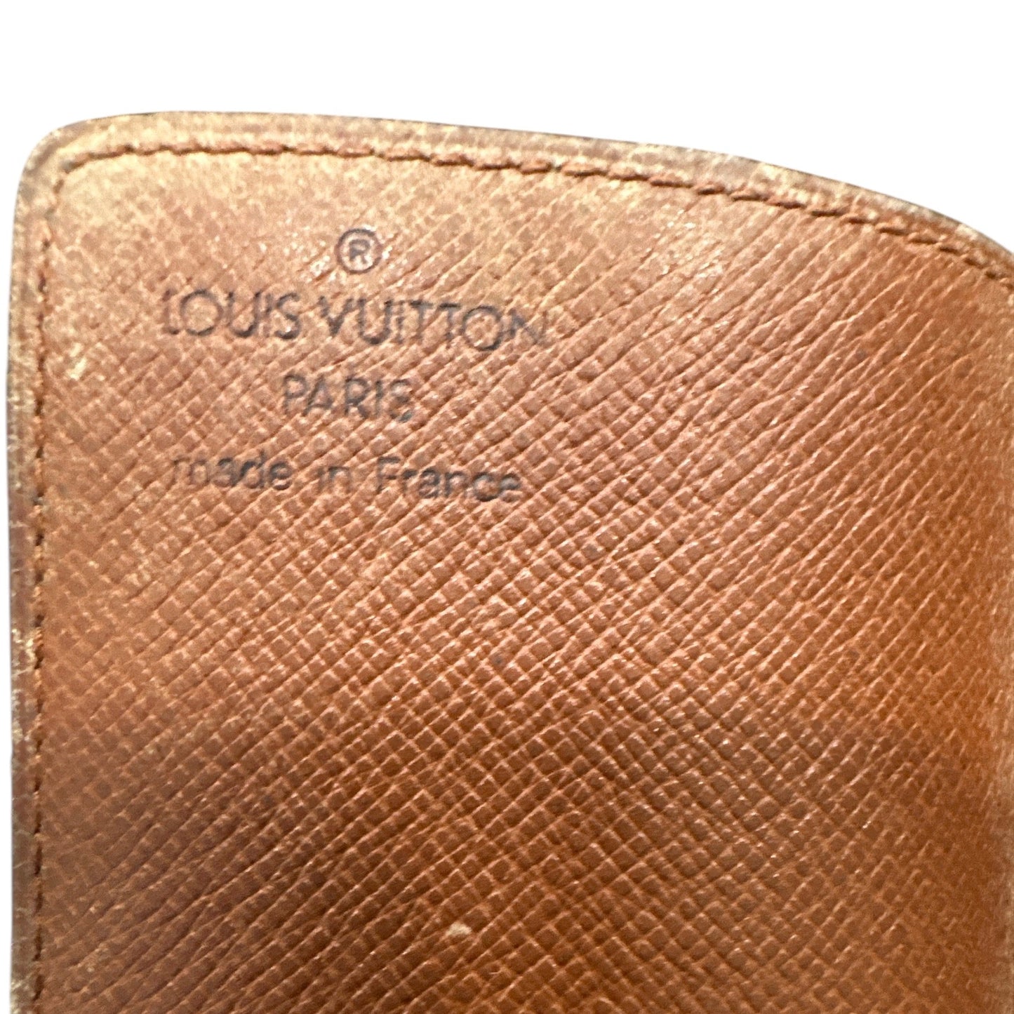 Vintage Louis Vuitton 1986 LV Monogram Card Holder - Clairely Amazing
