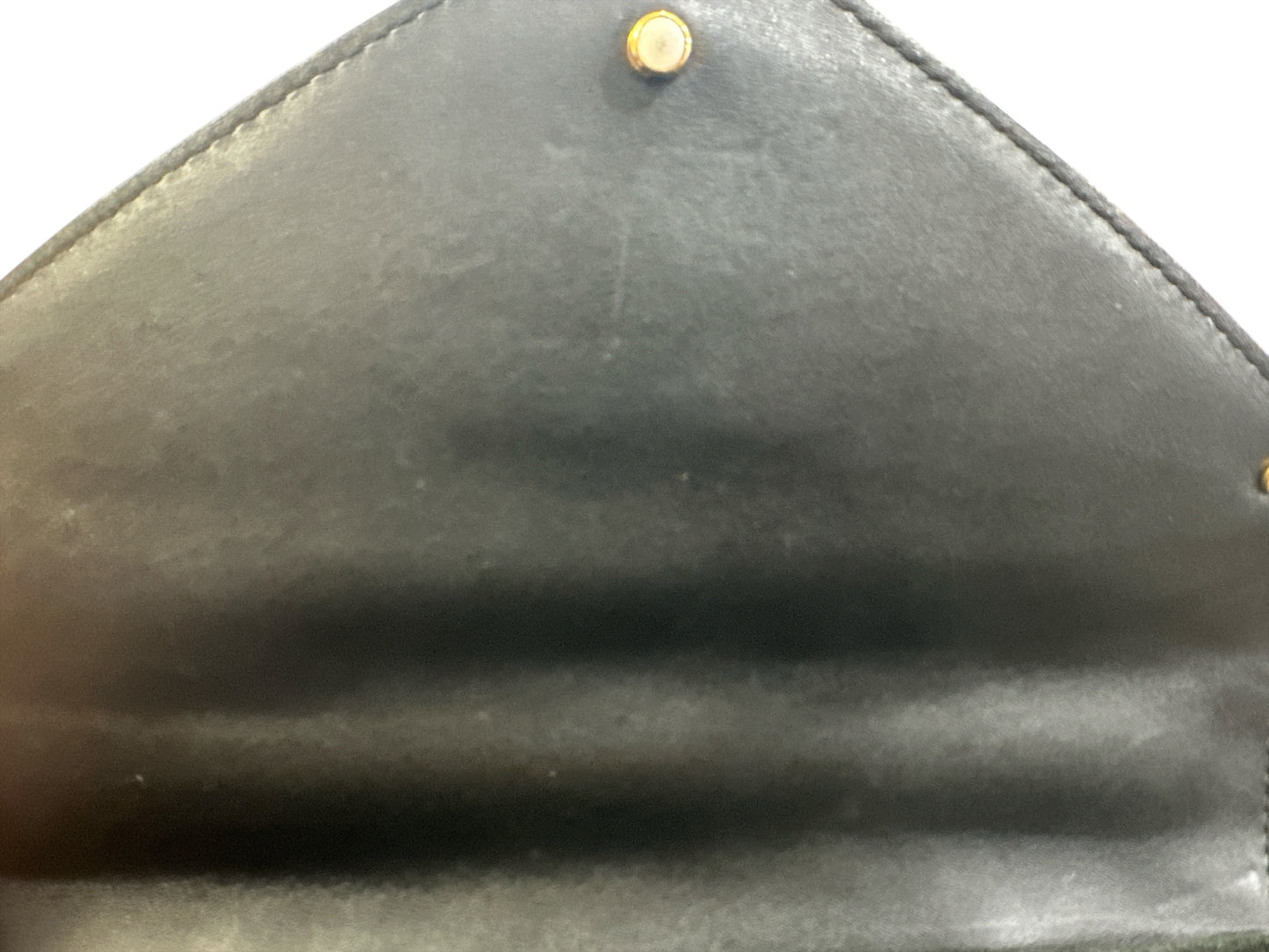 LOUIS VUITTON
Calfskin New Wave Chain MM Black - Clairely Amazing