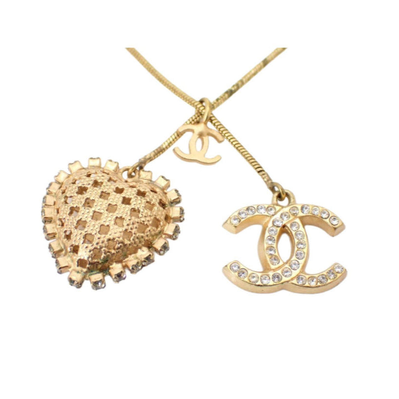 Chanel Heart Necklace - Clairely Amazing