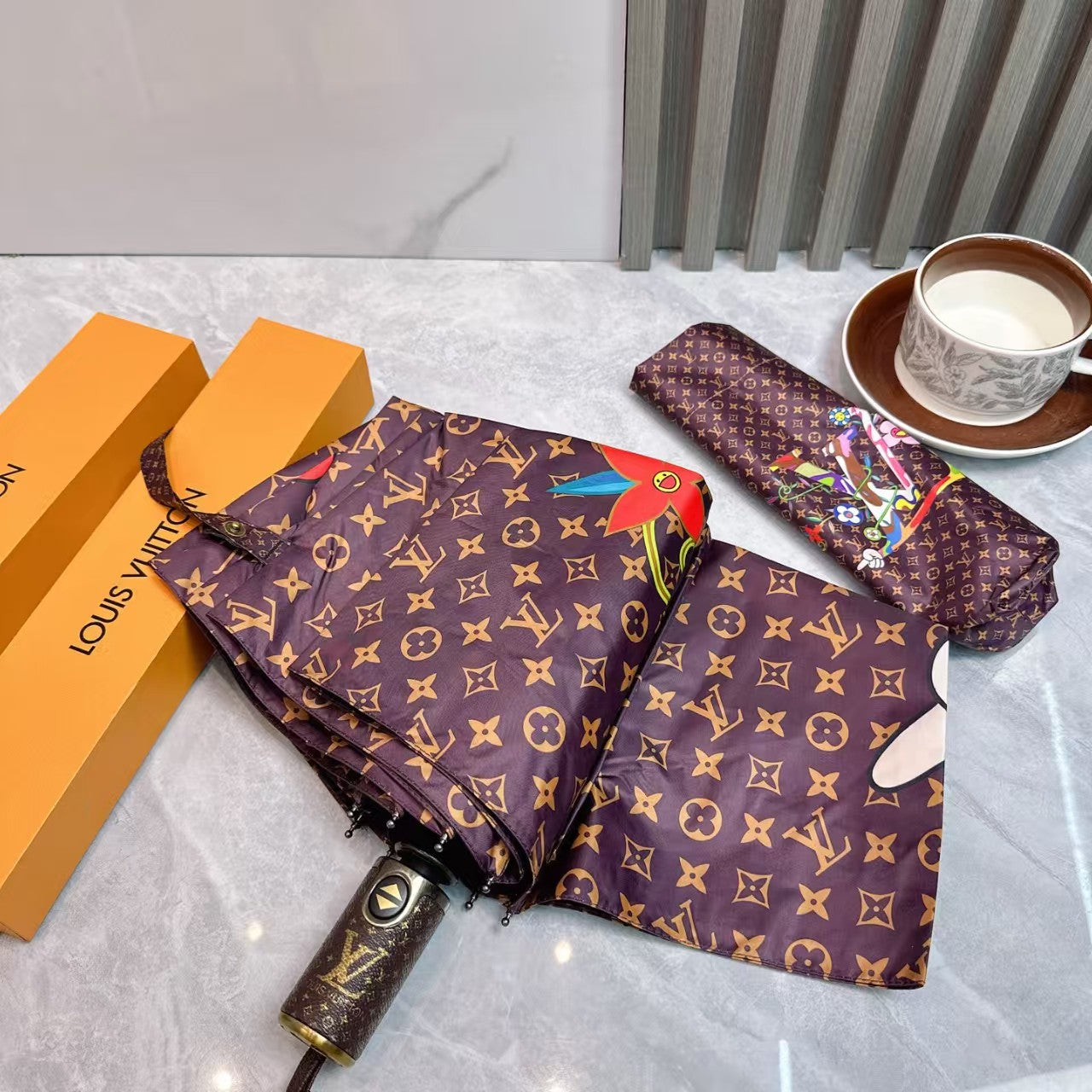 Fashion Compact Umbrella – Luxury-Inspired Design (3 Colors Available)