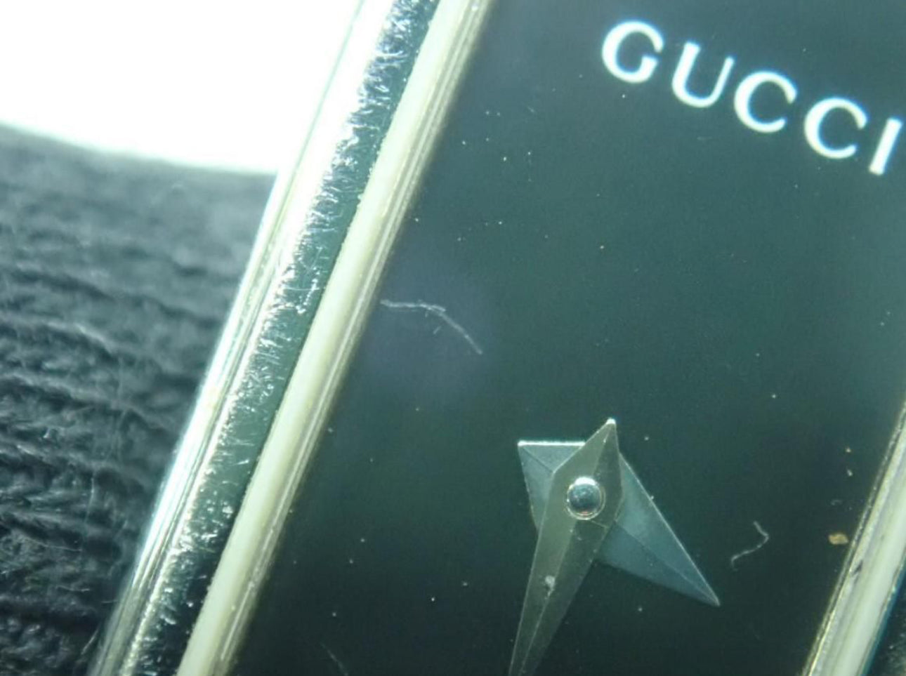 Gucci Gucci 1500L Stainless Steel Quartz Bangle Watch - Clairely Amazing