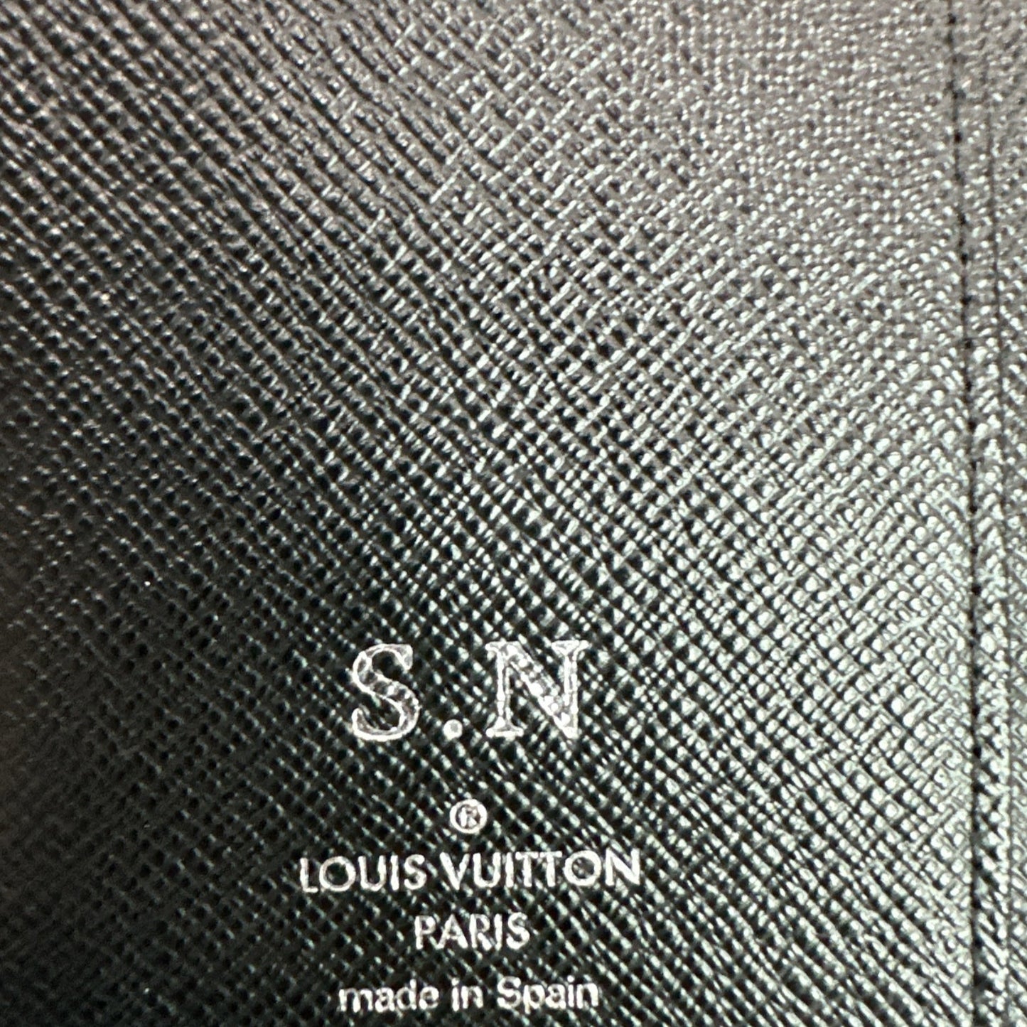 Louis Vuitton Epi Small Ring Agenda Cover Black - Clairely Amazing