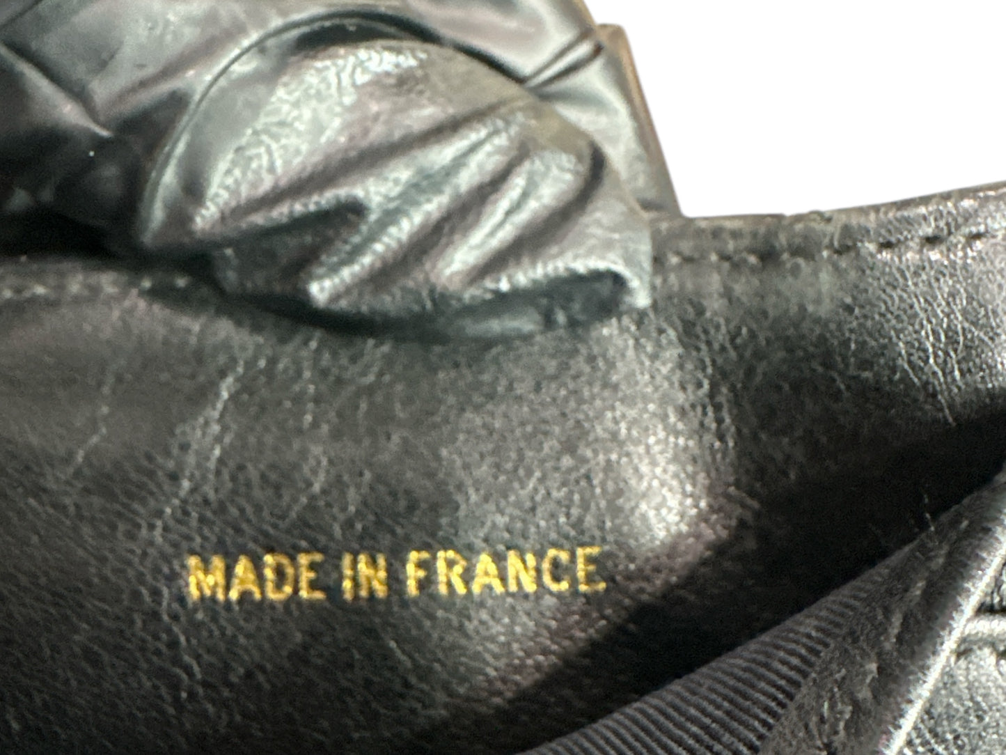Chanel Black Leather compact wallet - Clairely Amazing