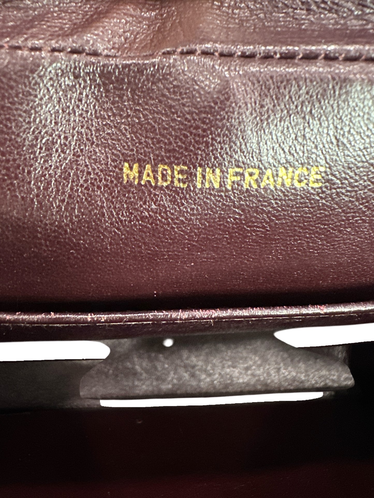 1994-1995 Chanel Matelassé Burgundy Leather Bag - Clairely Amazing