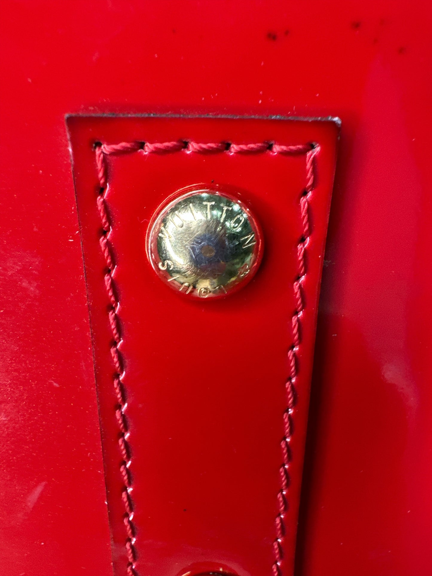 Louis Vuitton Vernis Alma BB RED - Clairely Amazing