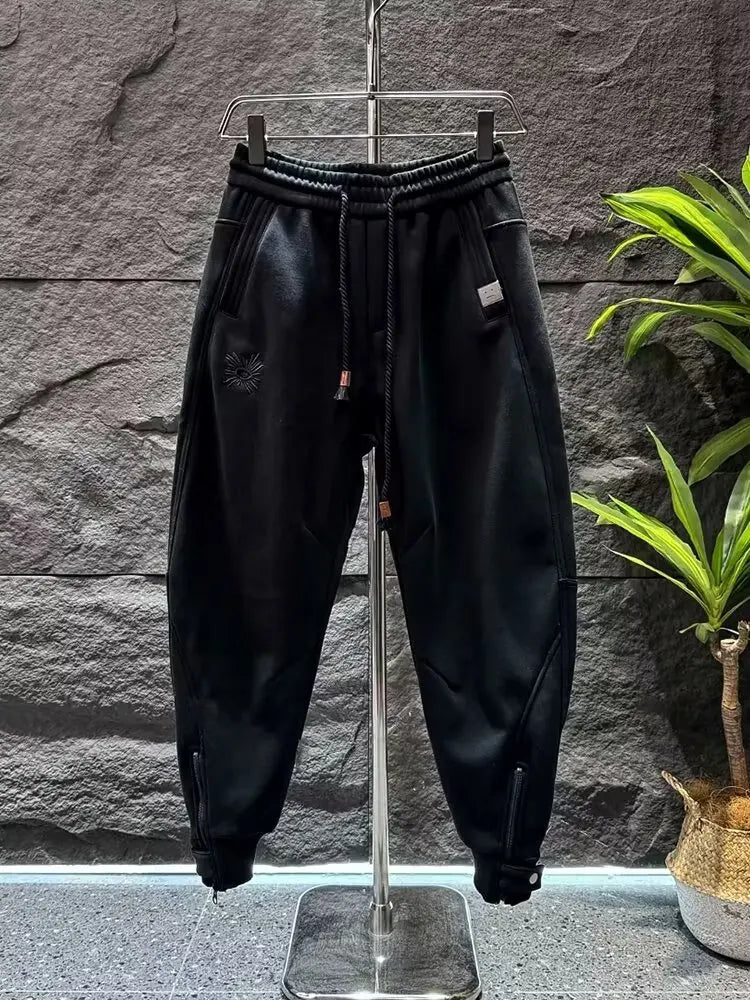 Wide jogger sweatpants