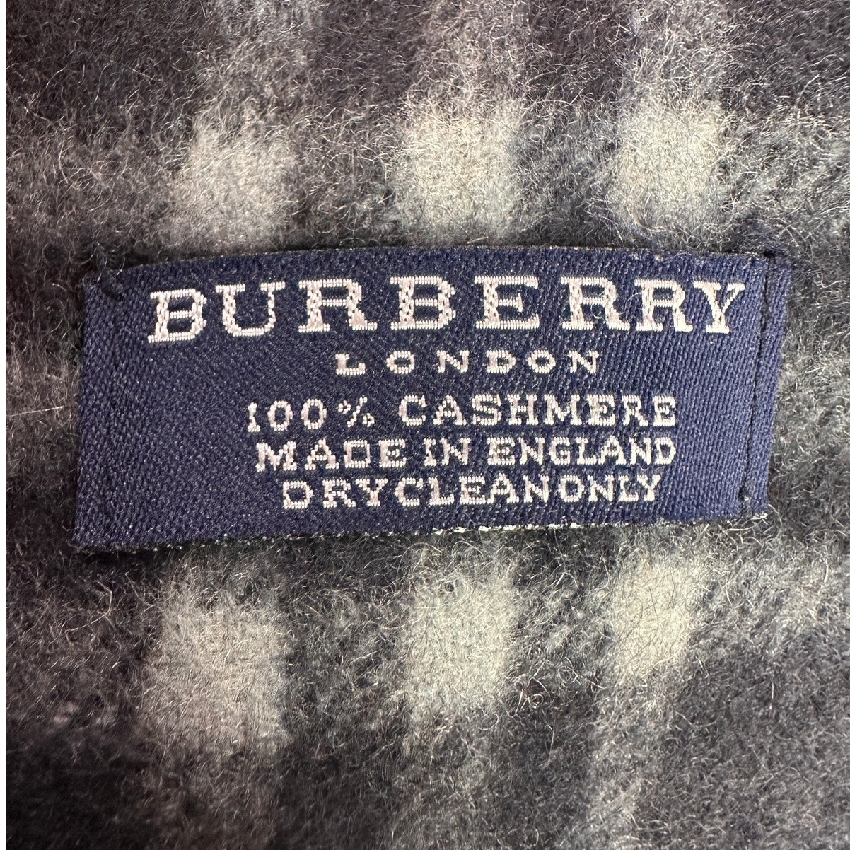 Burberry Nova check Black/Red Scarf