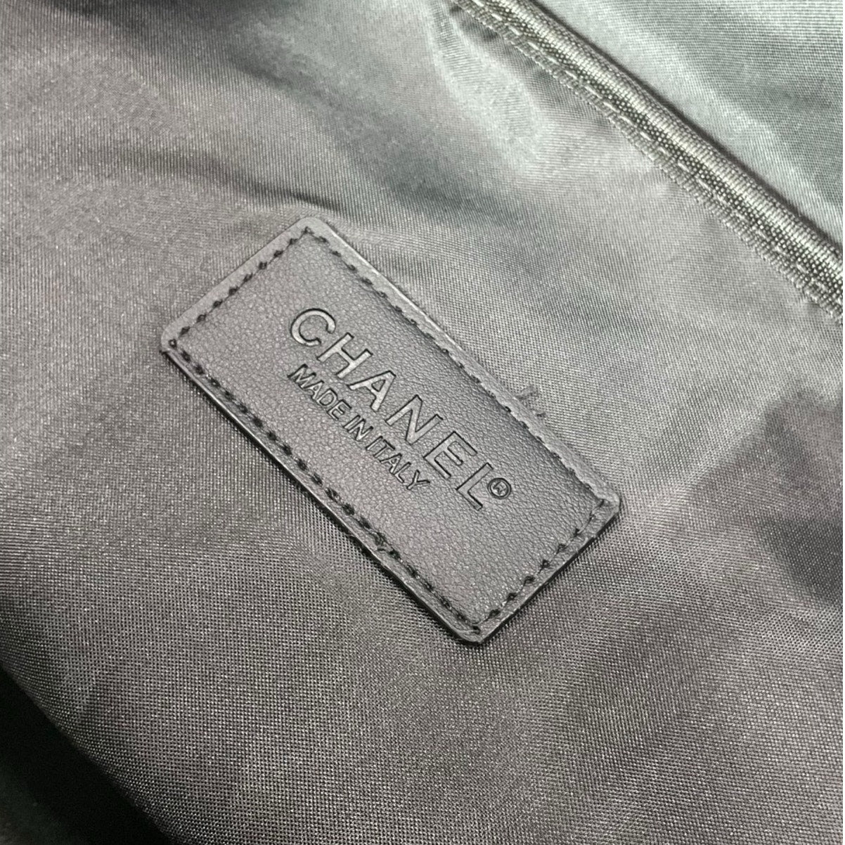Chanel Beauty VIP / GWP Duffel Bag – Cream CC Logo – New