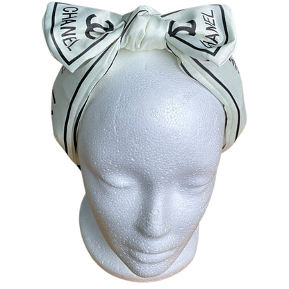 Headband – Black & White Hair Accessory