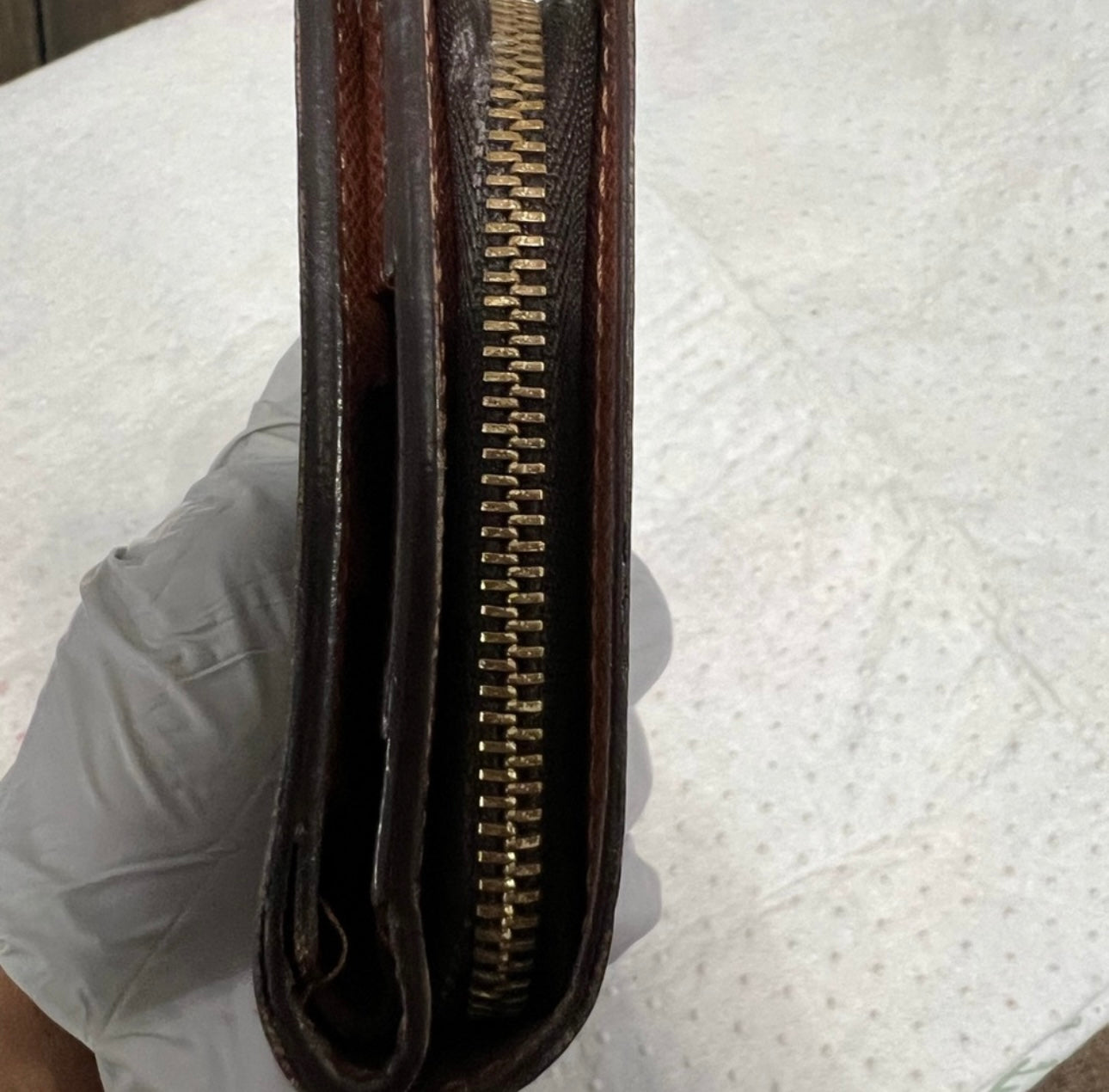 LV MONO BIFOLD WALLET - Clairely Amazing