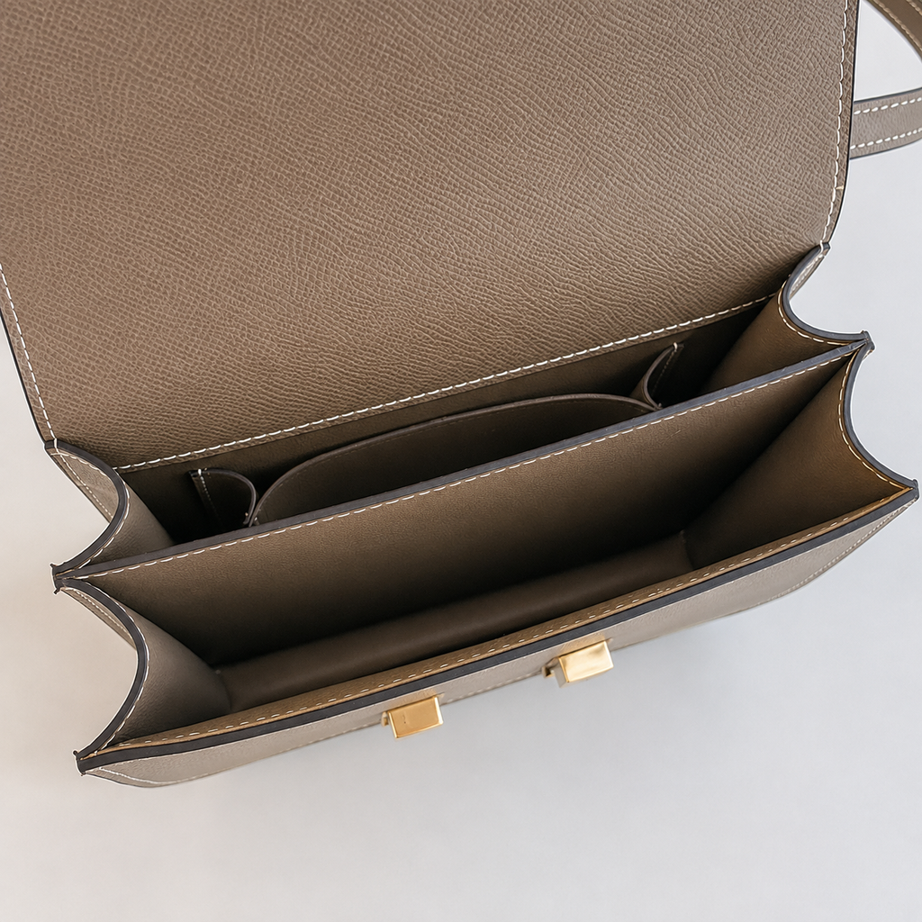 👑 Structured H-Clasp Crossbody Bag – Fashion Collection