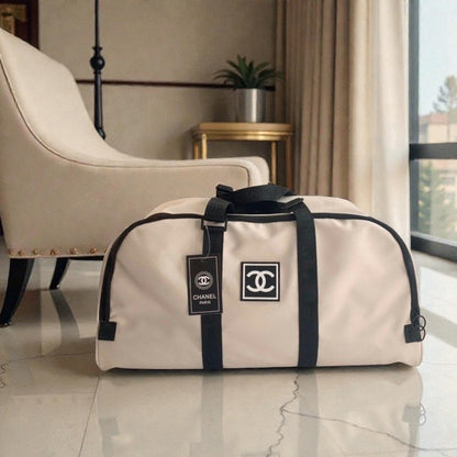 Chanel Beauty VIP / GWP Duffel Bag – Cream CC Logo – New