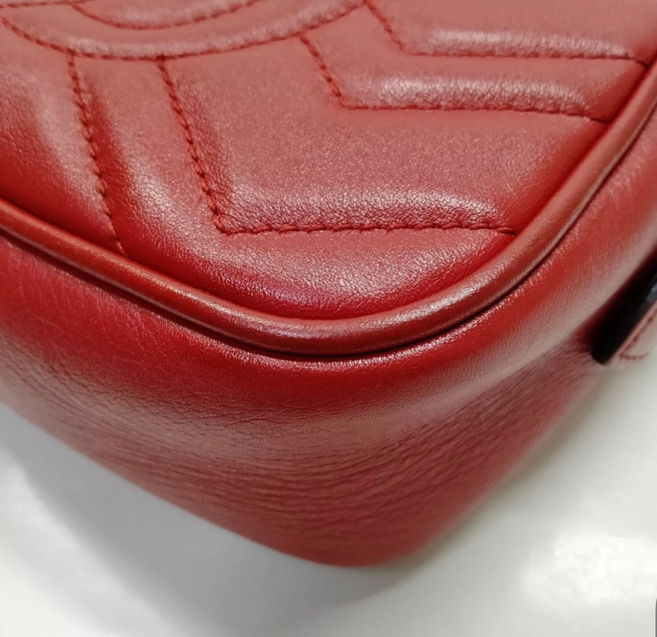 Gucci Marmont Crossbody Bag Red - Clairely Amazing