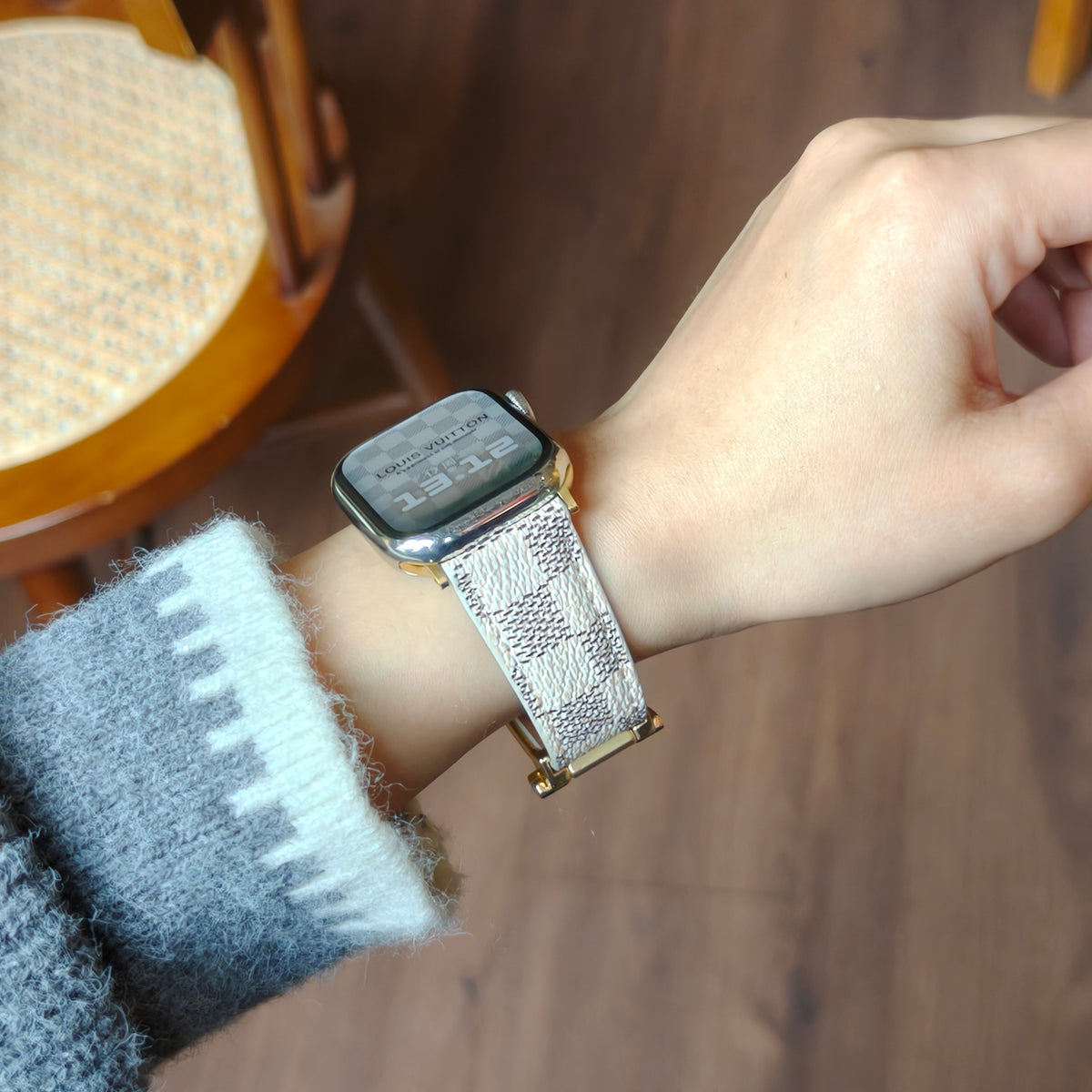 Fashion Luxe-Inspired Smart Watch Band