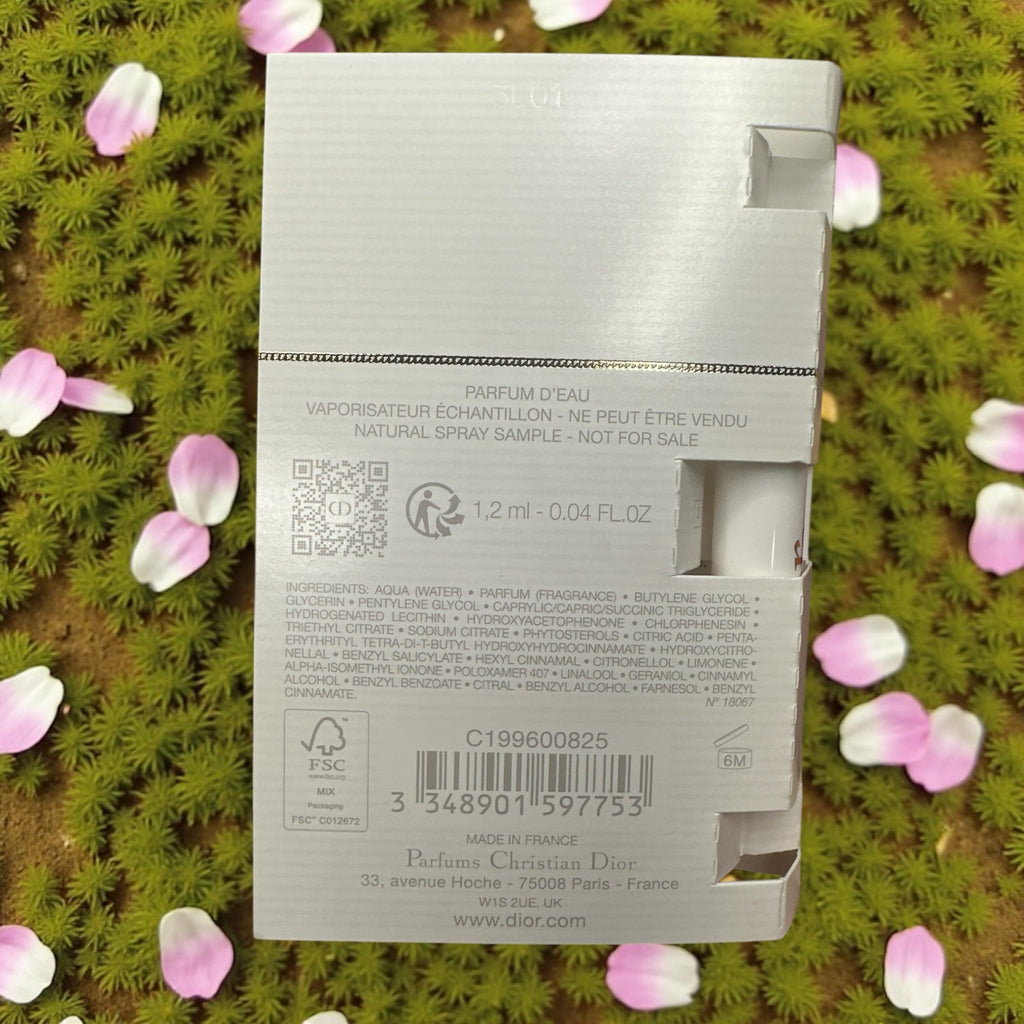 ✔️Dior J’adore Parfum d’Eau Eau de Parfum Sample 1.2 ml / 0.04 fl oz – Alcohol-Free Luxury Mini