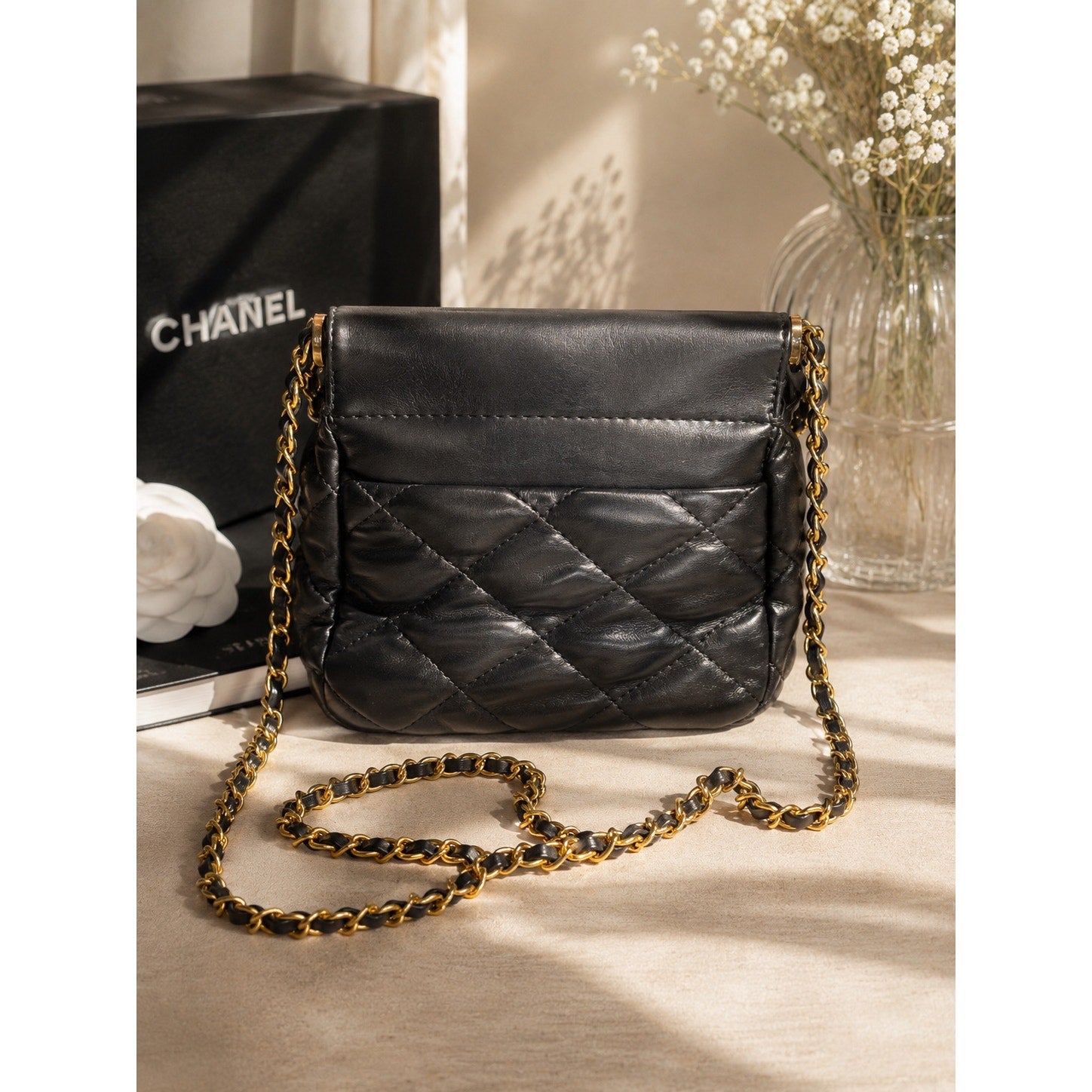 CHANEL Beauté Charm Crossbody Bag Black Quilted Gold Chain GWP VIP Gift