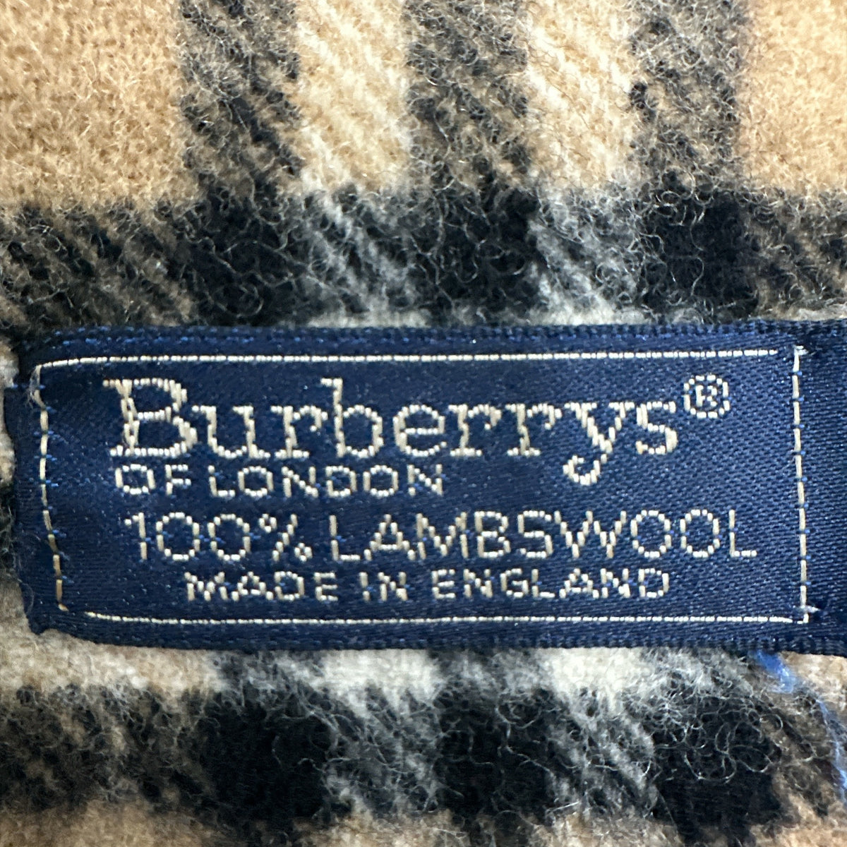 BURBERRY Scarf Lambswool - Clairely Amazing