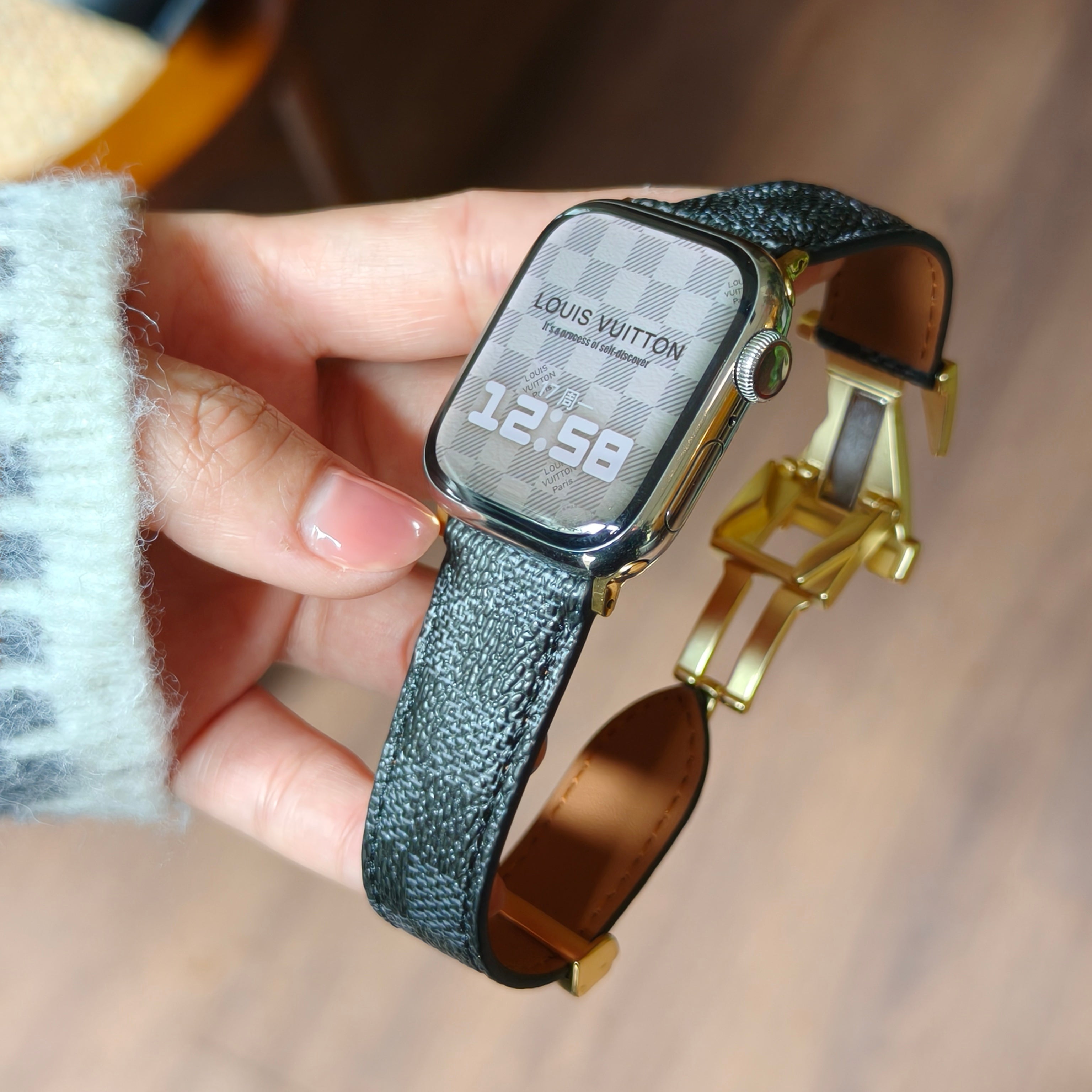 Fashion Luxe-Inspired Smart Watch Band