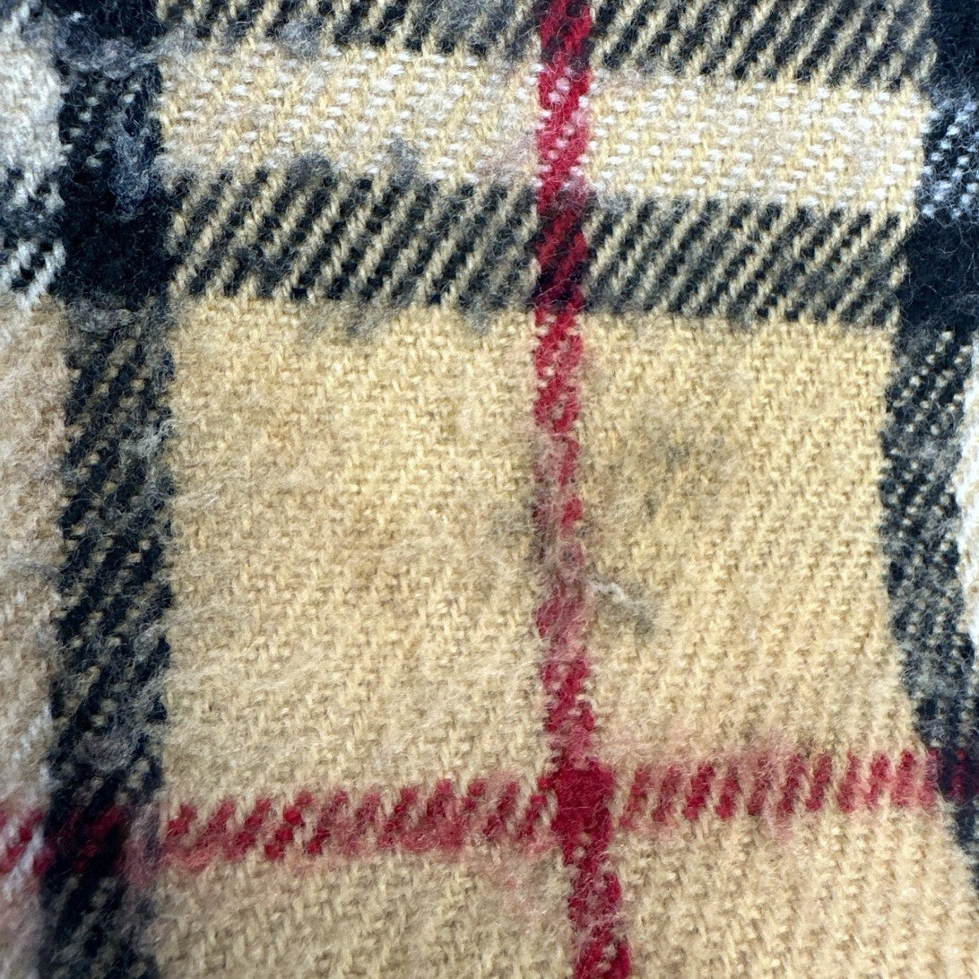 BURBERRY 100% Lambswool Check Scarf – Classic Nova Pattern