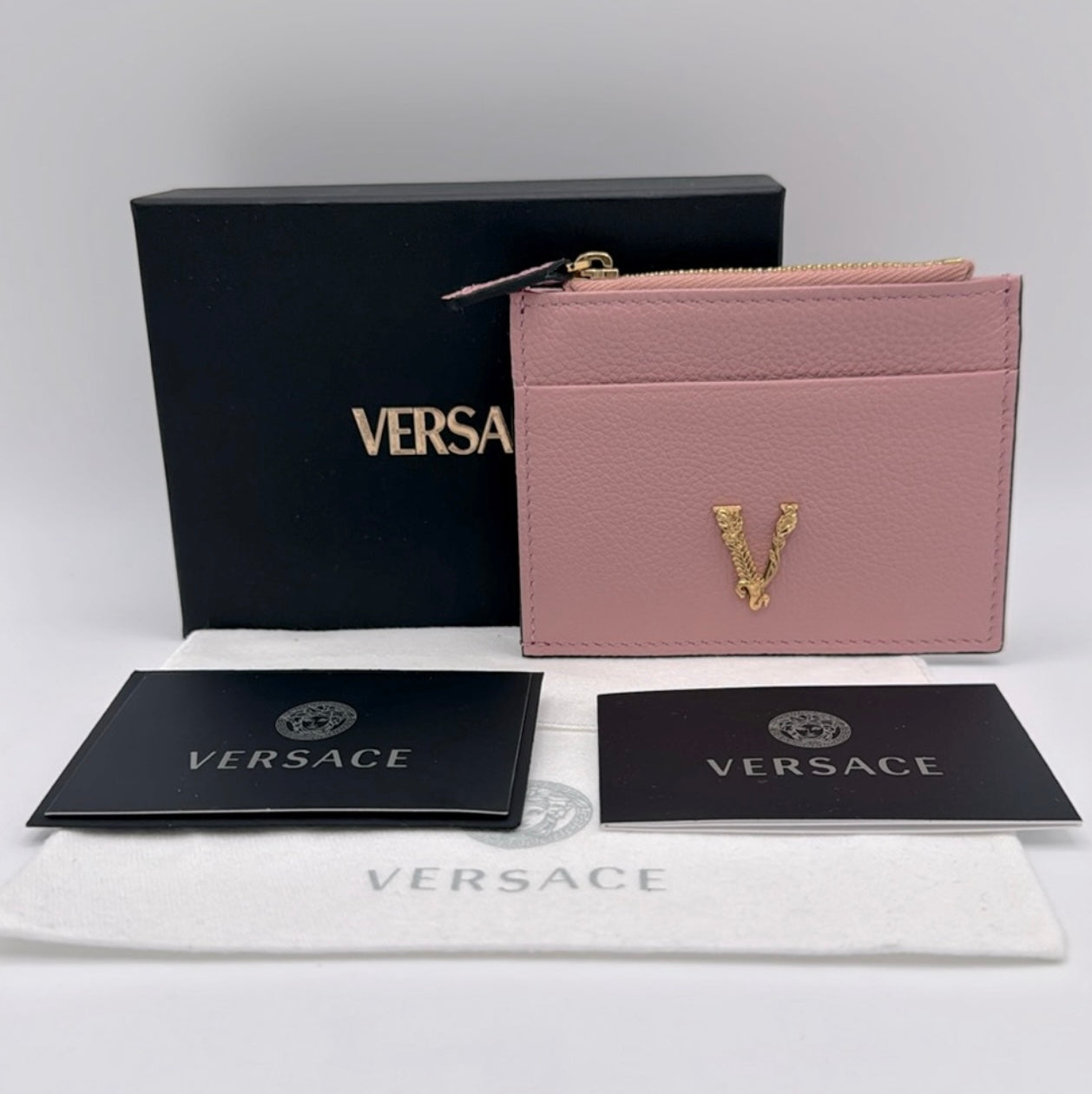 Versace Virtus logo grained leather card holder wallet NWB - Clairely Amazing