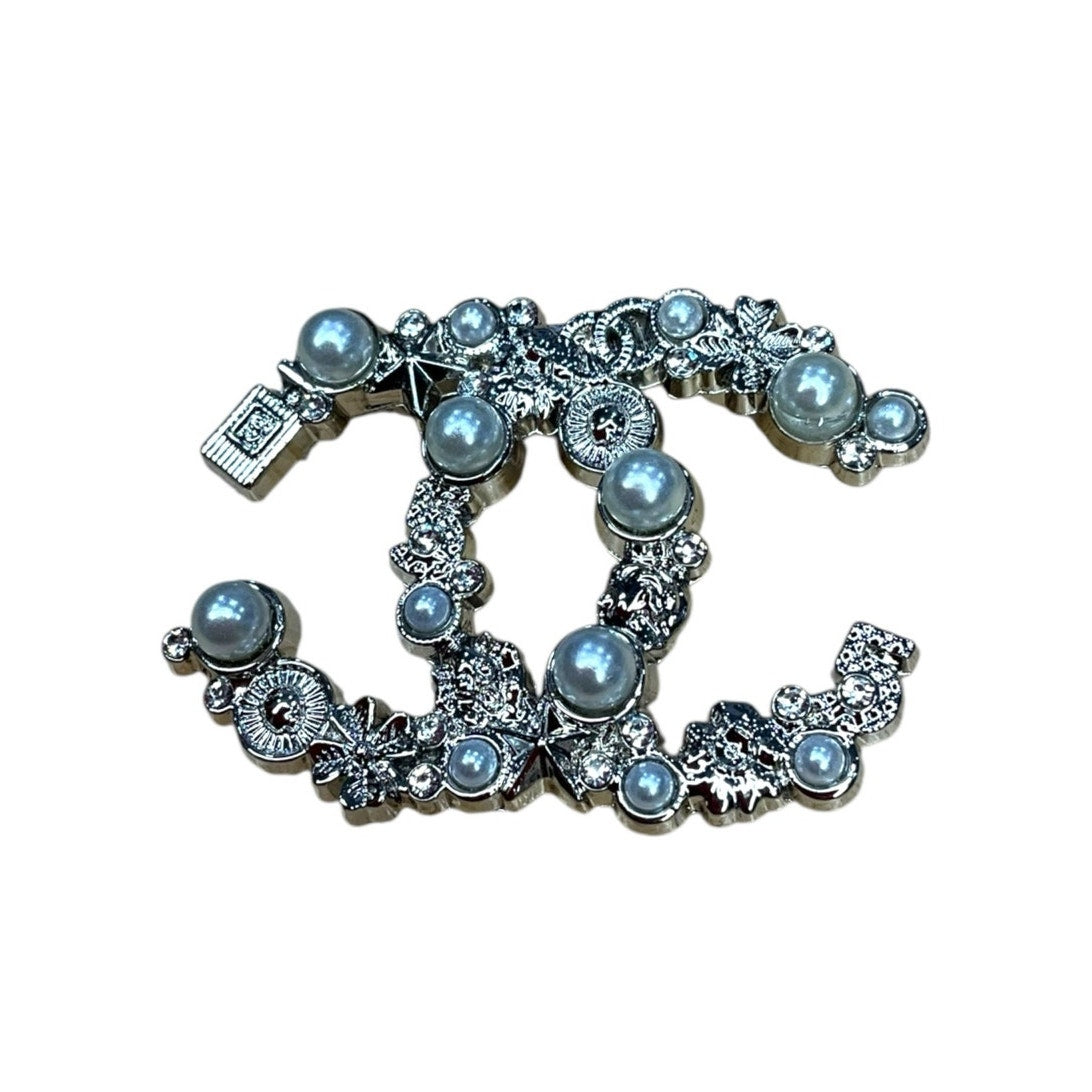 Crystal Double C Style Brooch Pin – Various Designs & Finishes