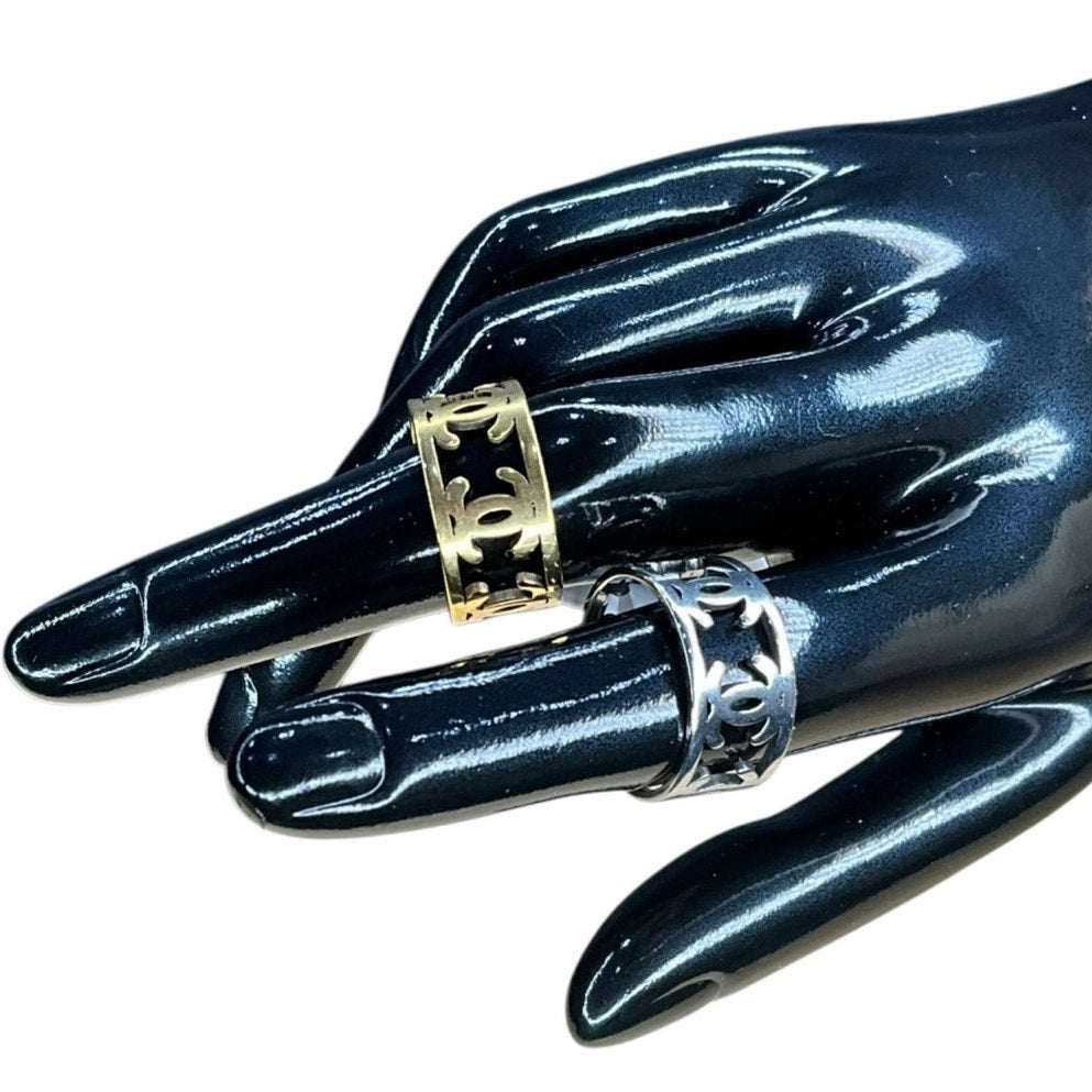 Cutout Band Ring – Gold or Silver Tone