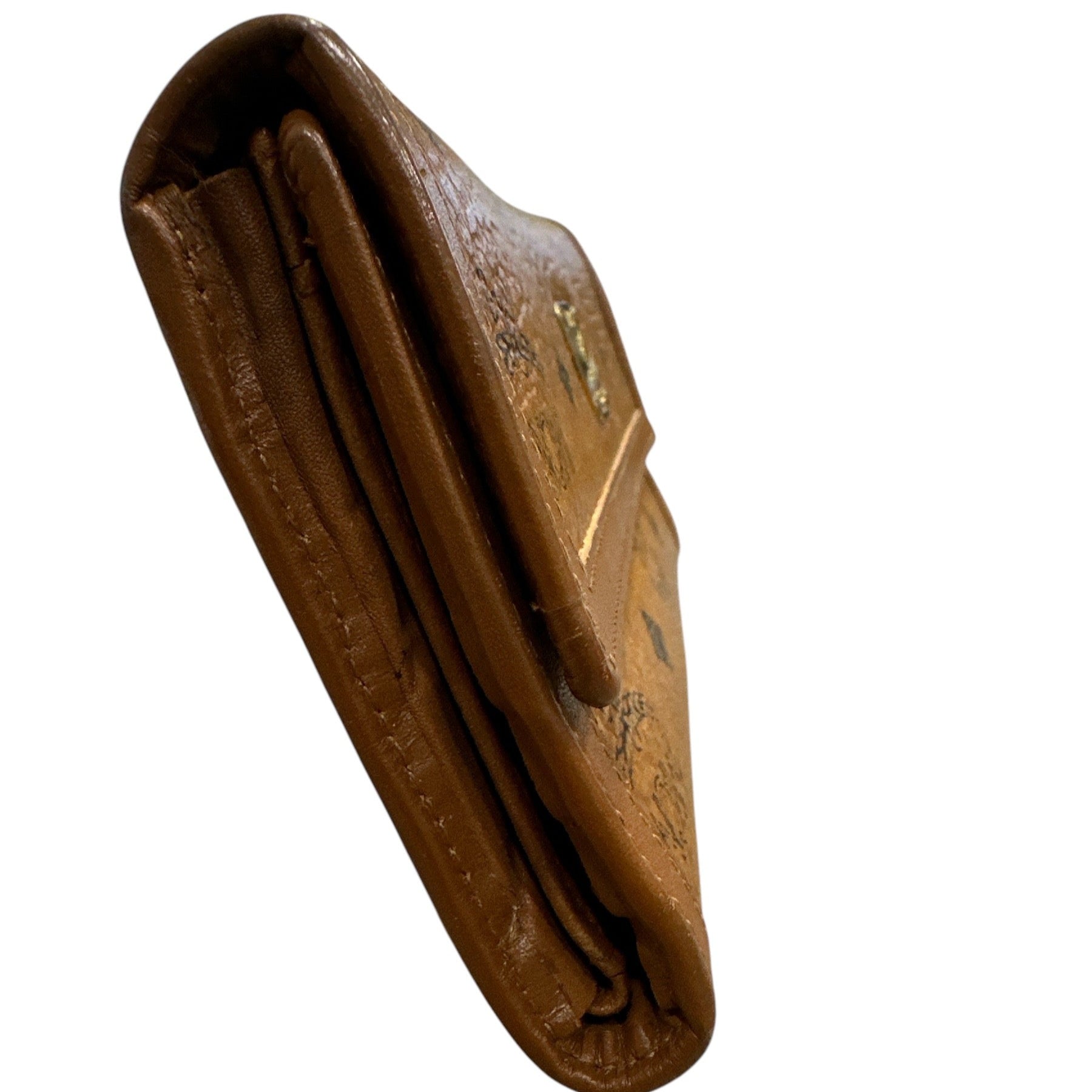MCM Wallet COGNAC - Clairely Amazing