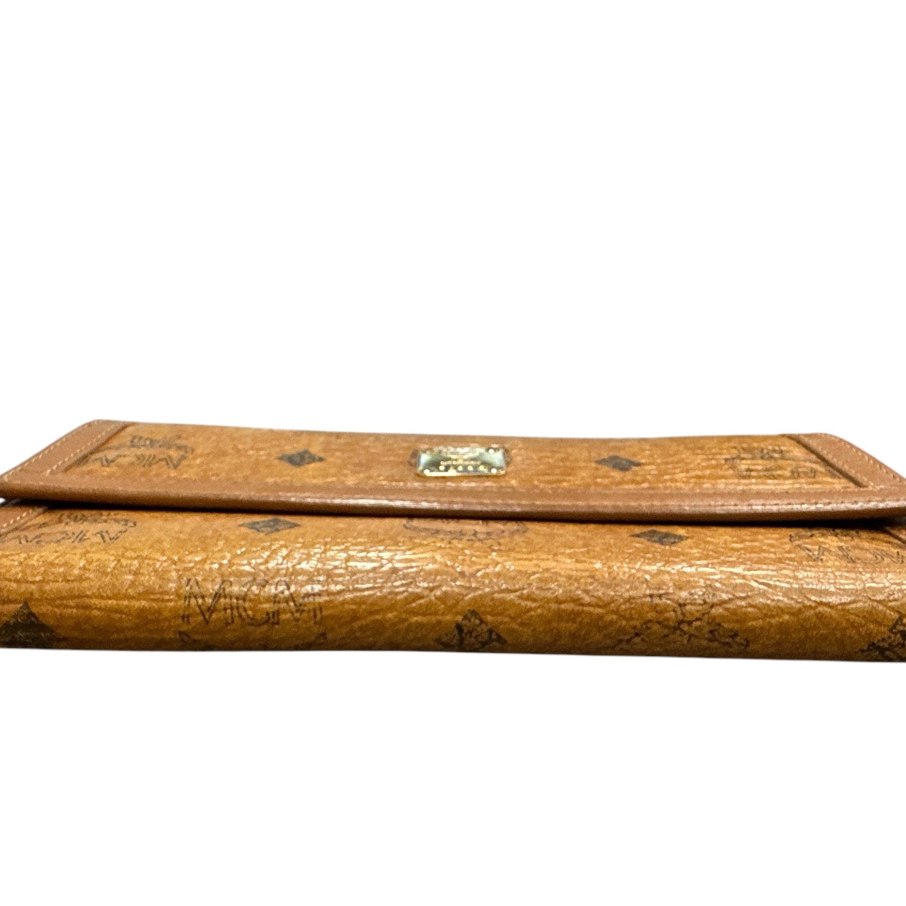 MCM Wallet COGNAC - Clairely Amazing