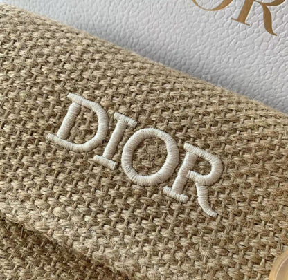 Dior Raffia Straw Shoulder Bag – Acrylic Chain Strap | GWP Edition