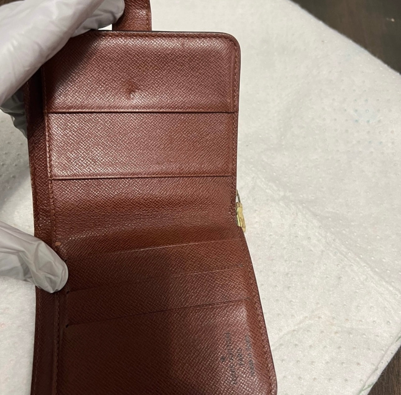LV MONO BIFOLD WALLET - Clairely Amazing