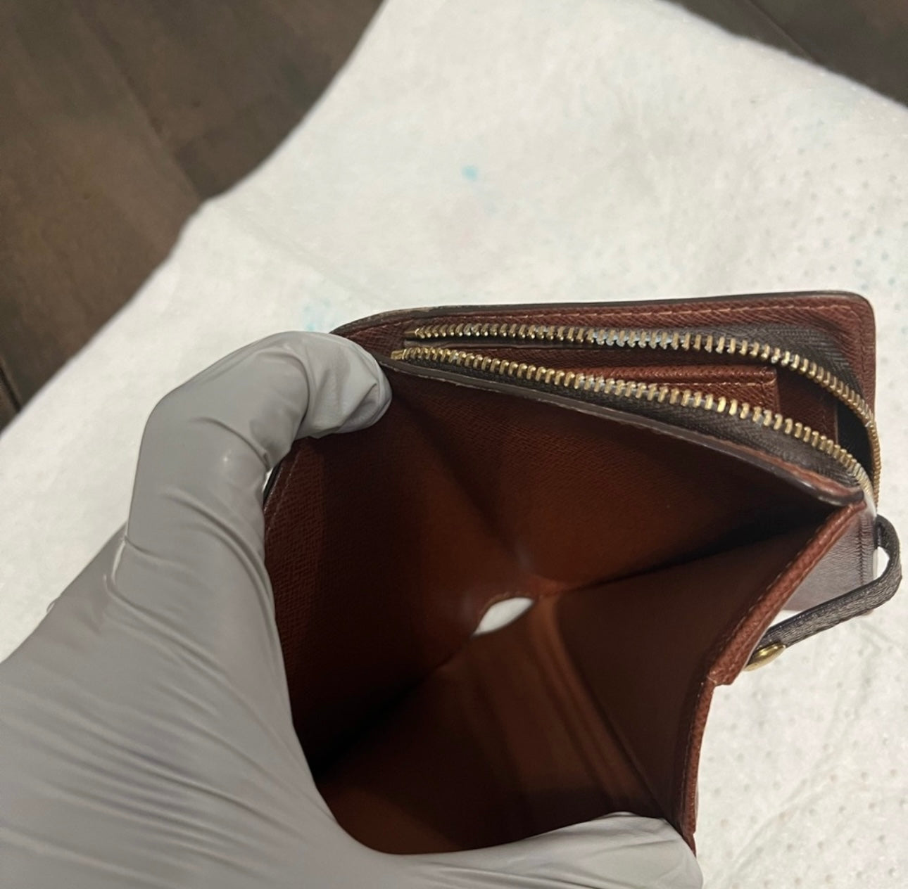 LV MONO BIFOLD WALLET - Clairely Amazing