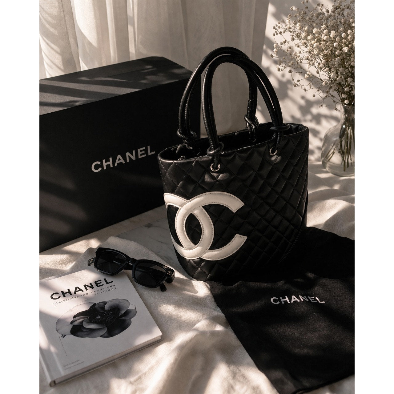 Quilted Mini Tote Handbag – White CC Detail (Small Size) | GWP Edition
