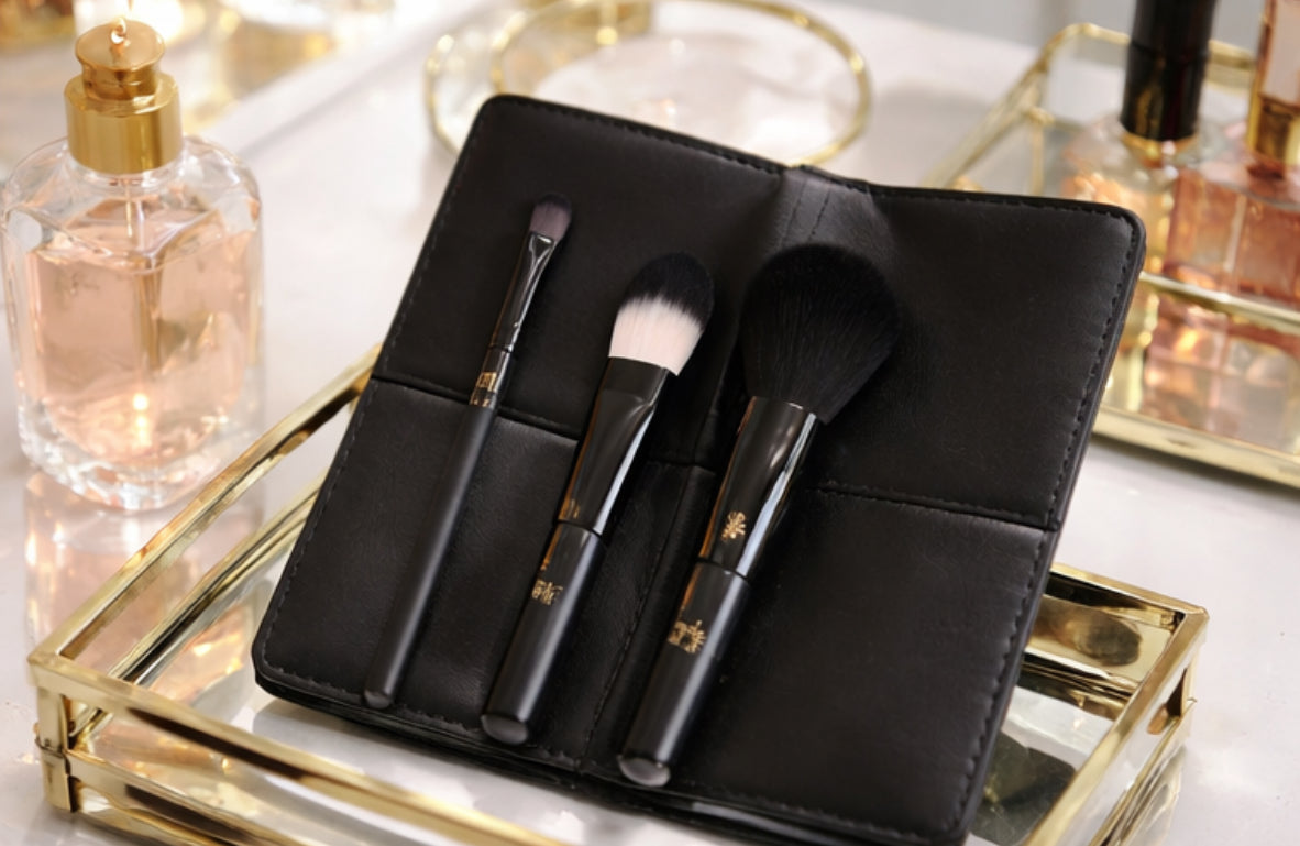 YSL Beaute brush Set + Travel Brush Case (3-Piece Set)