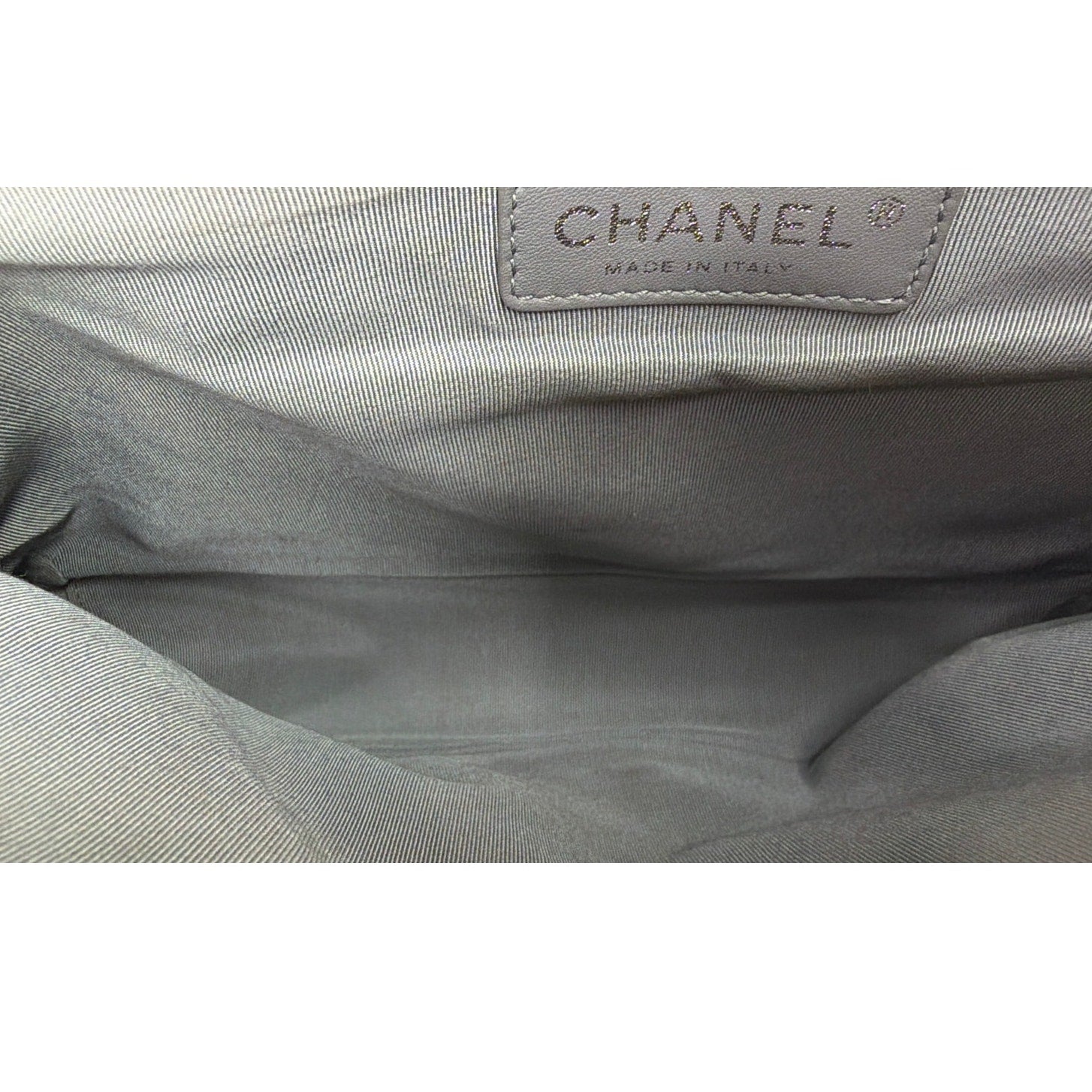 Chanel Pearl Iridescent Glazed Patent Leather Large Reverso Boy Flap Bag