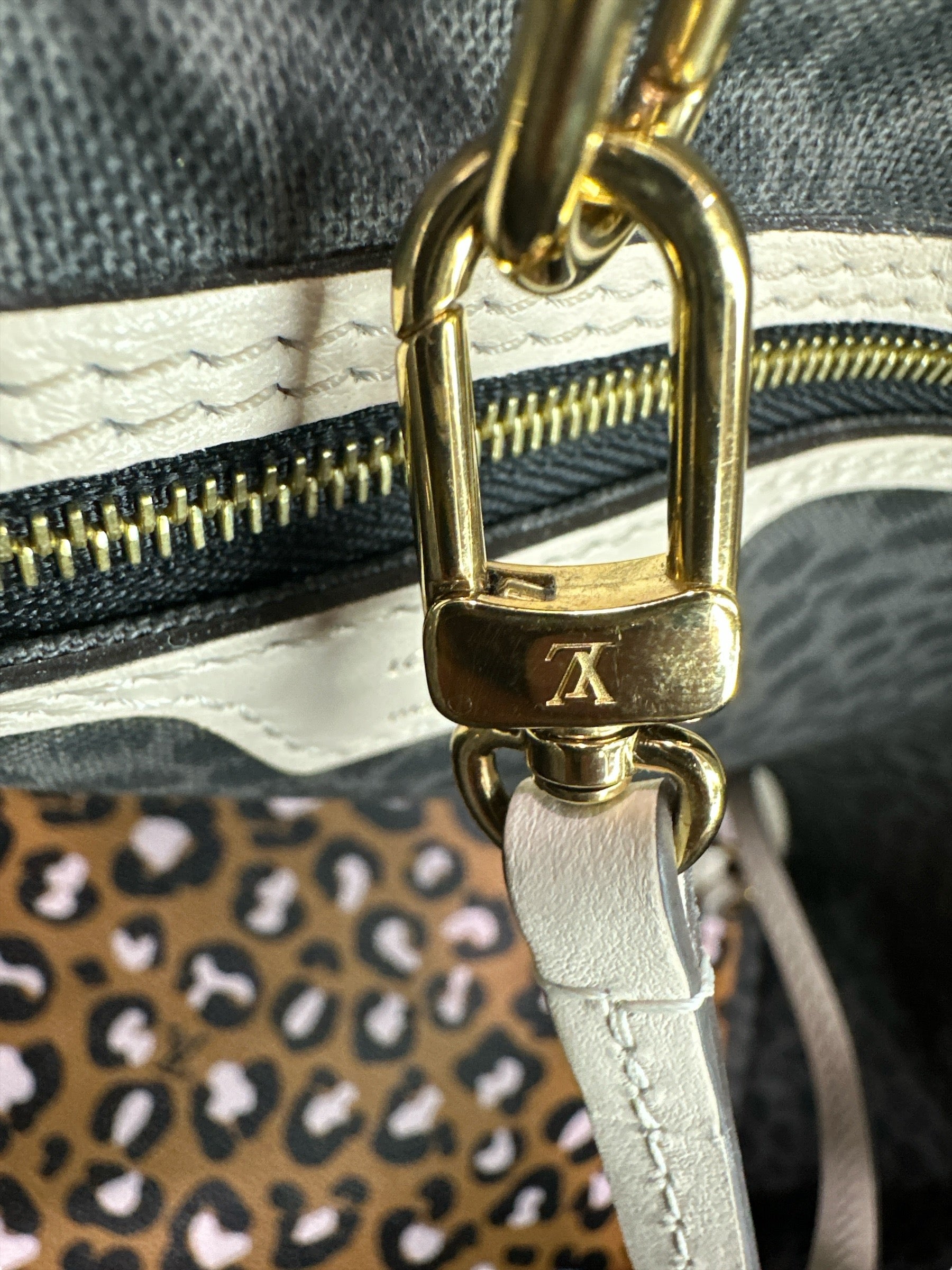Louis Vuitton Wild at Heart Neverfull leather Tote MM - Clairely Amazing
