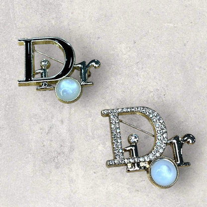 Initial “D” Style Crystal Brooch Pin with Stone – Gold Tone