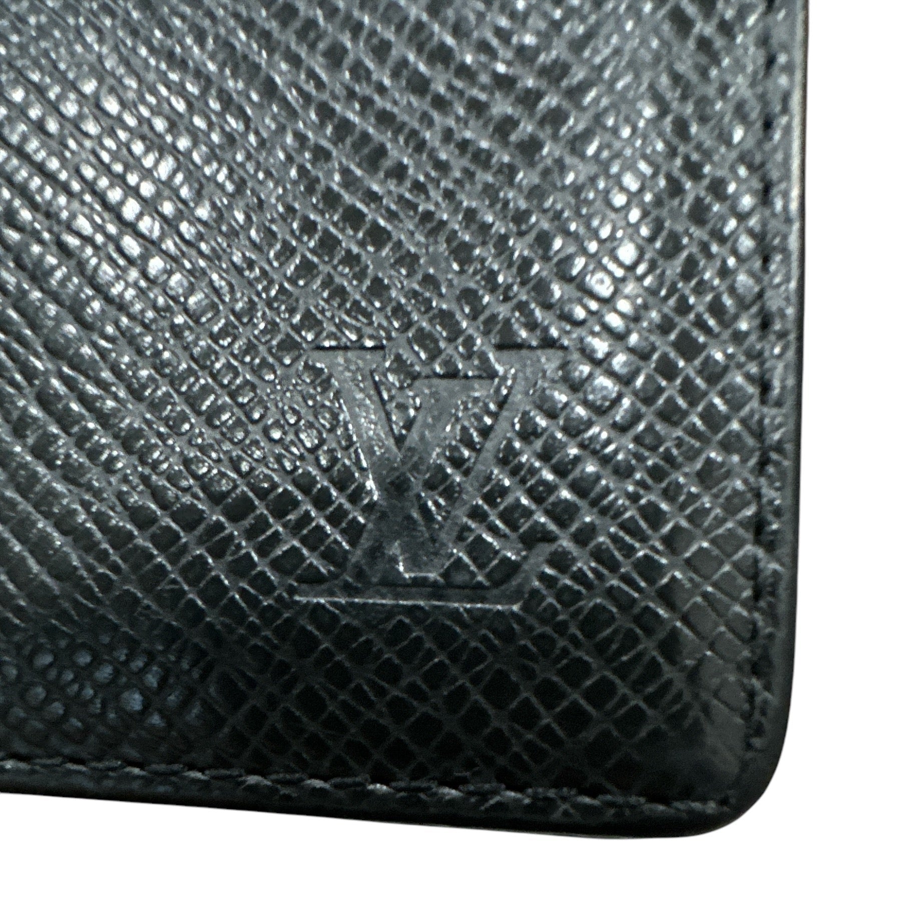 LV Epi leather Wallet - Clairely Amazing