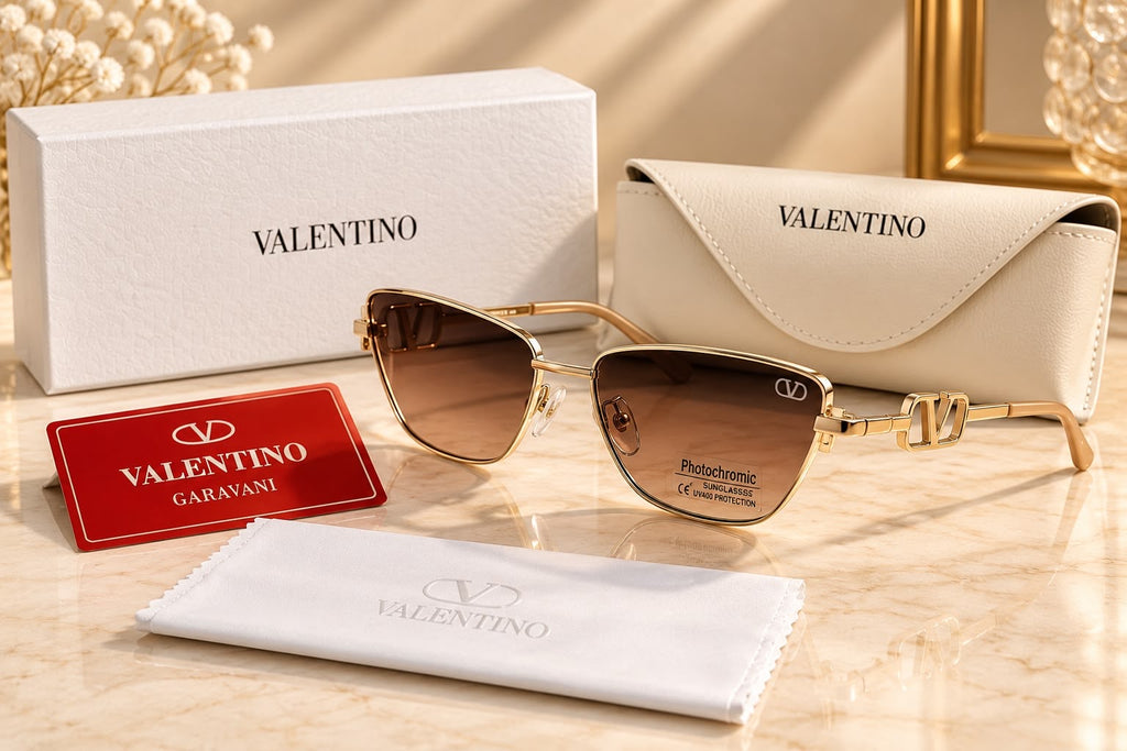 Gold V Detail Fashion Sunglasses – Brown Gradient Lens