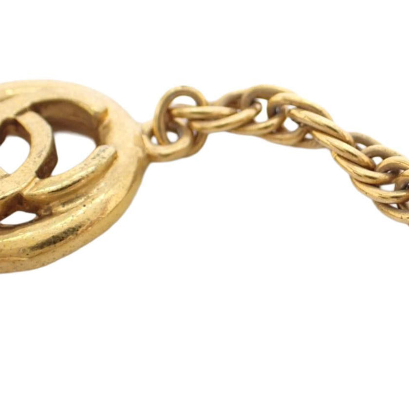 Chanel Gold Plated 1982 CC-logo chain bracelet - Clairely Amazing