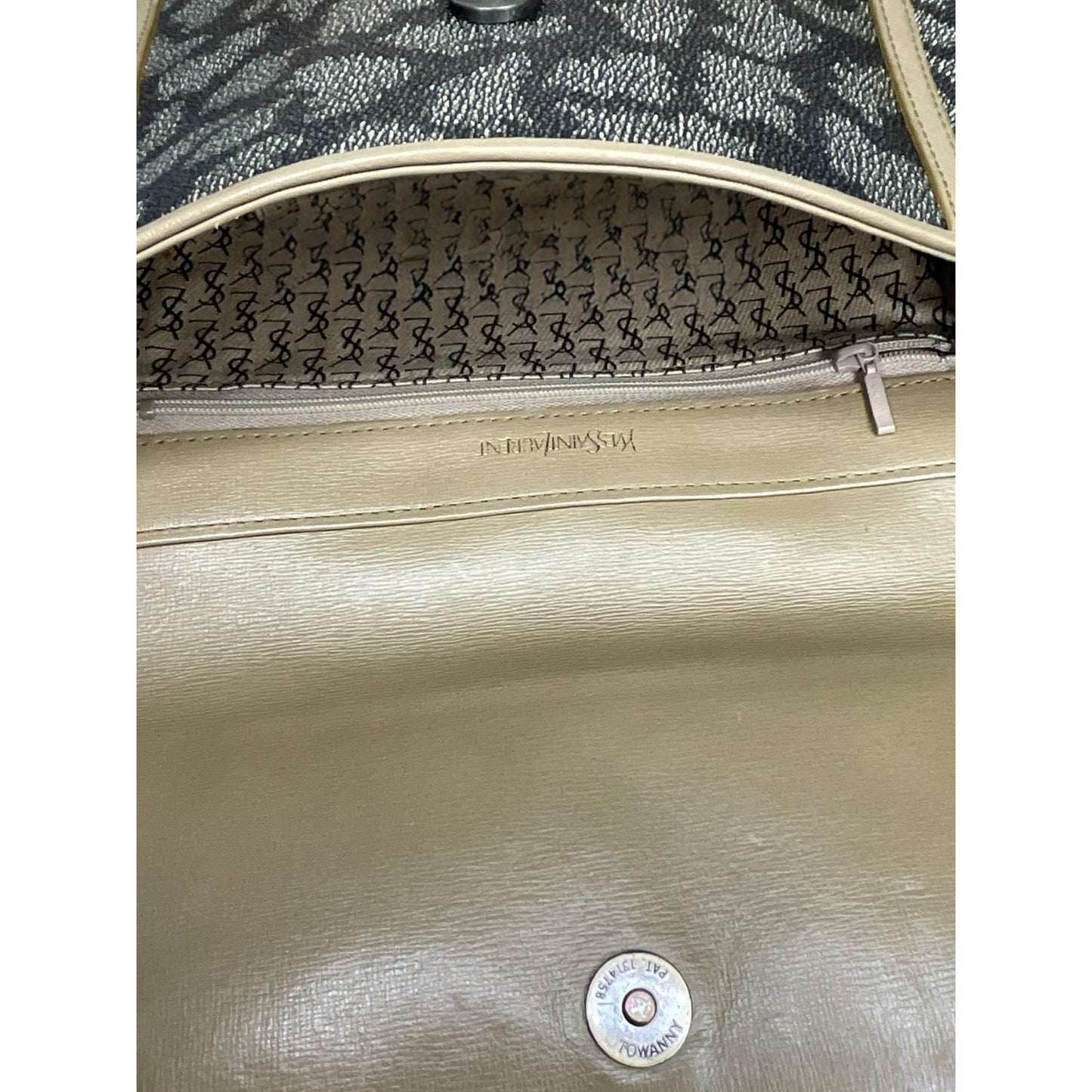 Yves Saint Laurent Bag