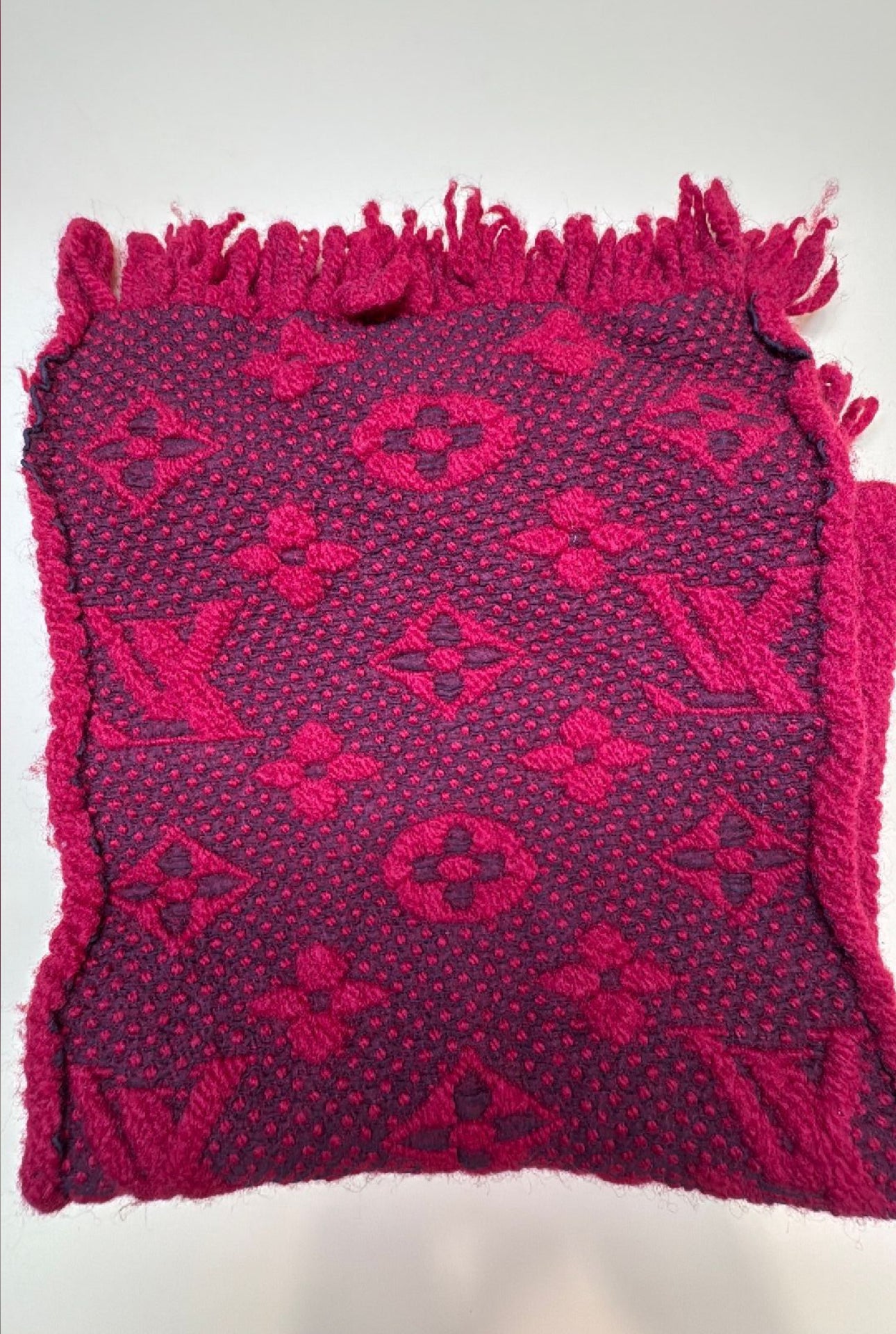 Louis Vuitton Logomania wool scarf - Clairely Amazing
