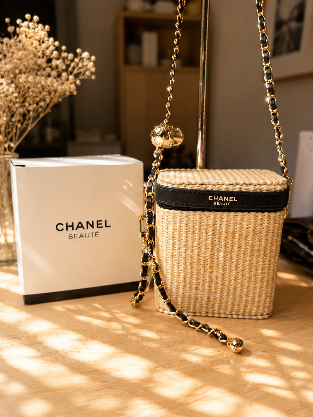 Chanel Beauté Straw Pouch – GWP Summer Cosmetic Case