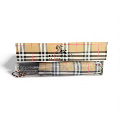 Burberry Folding Umbrella – Classic Check | GWP Limited Edition