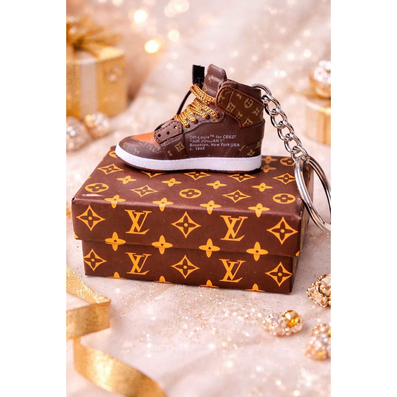 Mini Sneaker Keychain – Designer Style Charm | Fashion Accessory