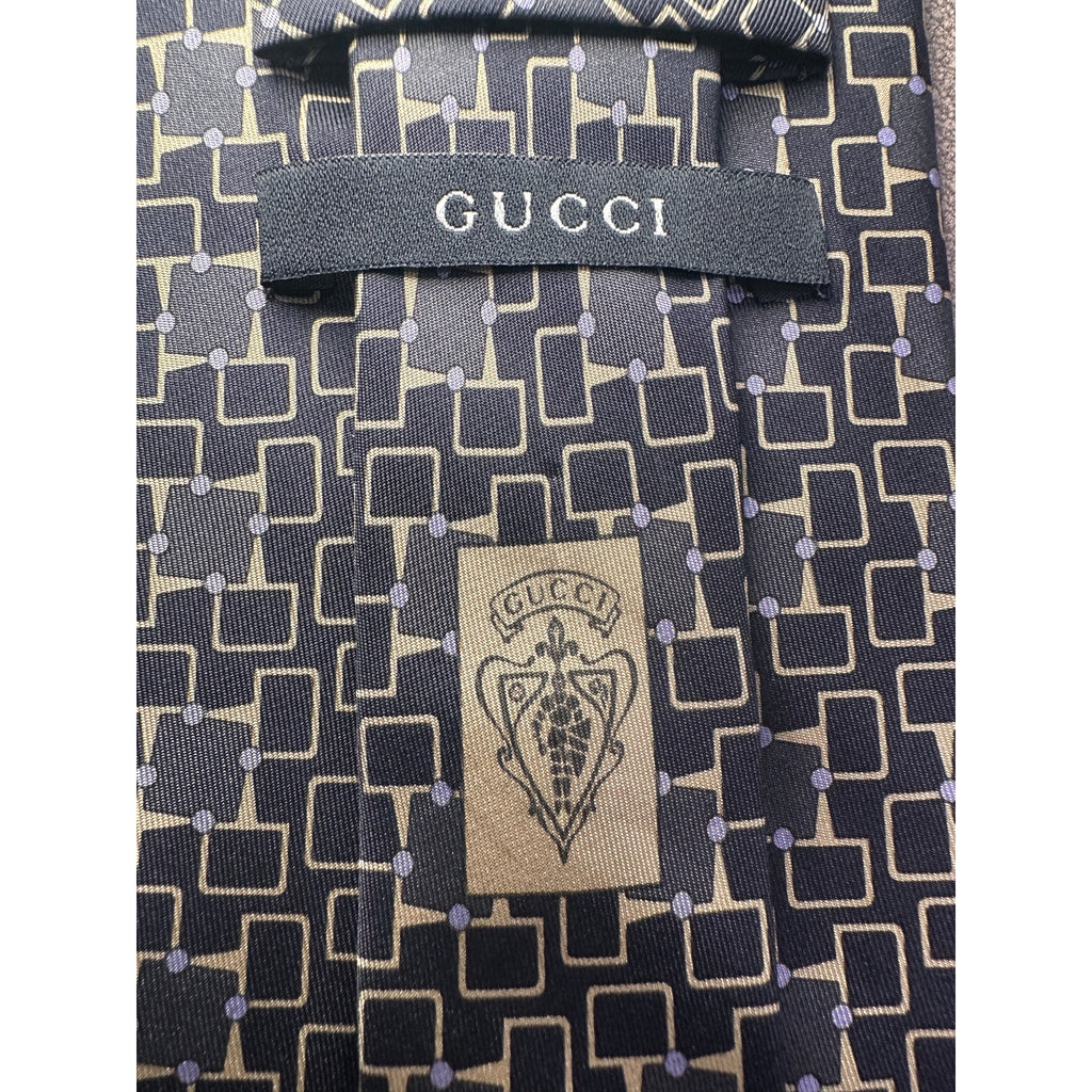 Elegant Gucci Silk Necktie