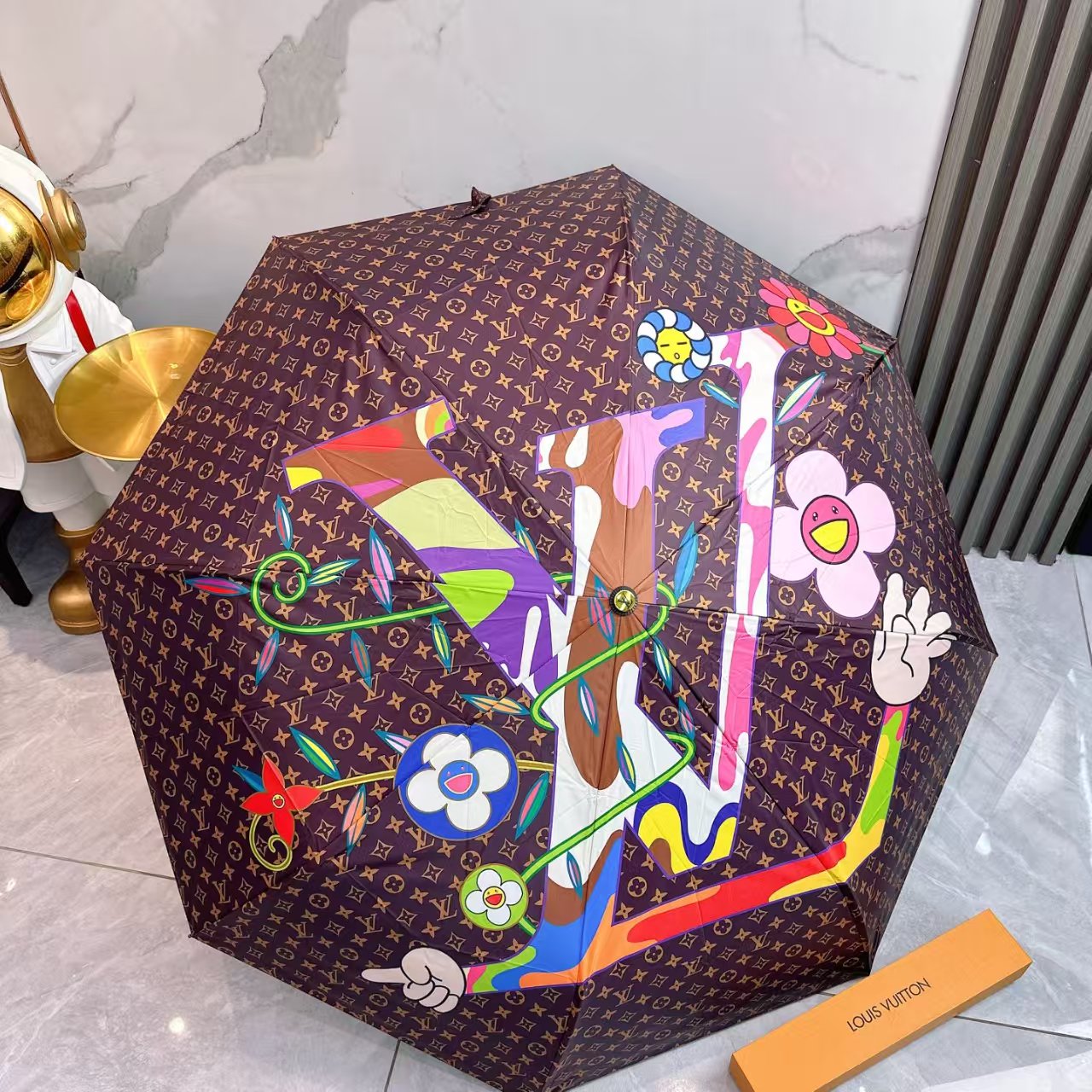 Fashion Compact Umbrella – Luxury-Inspired Design (3 Colors Available)