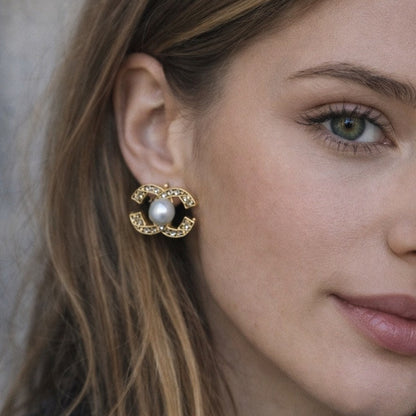 Double C Style Pearl Stud Earrings – Rhinestone Fashion Jewelry