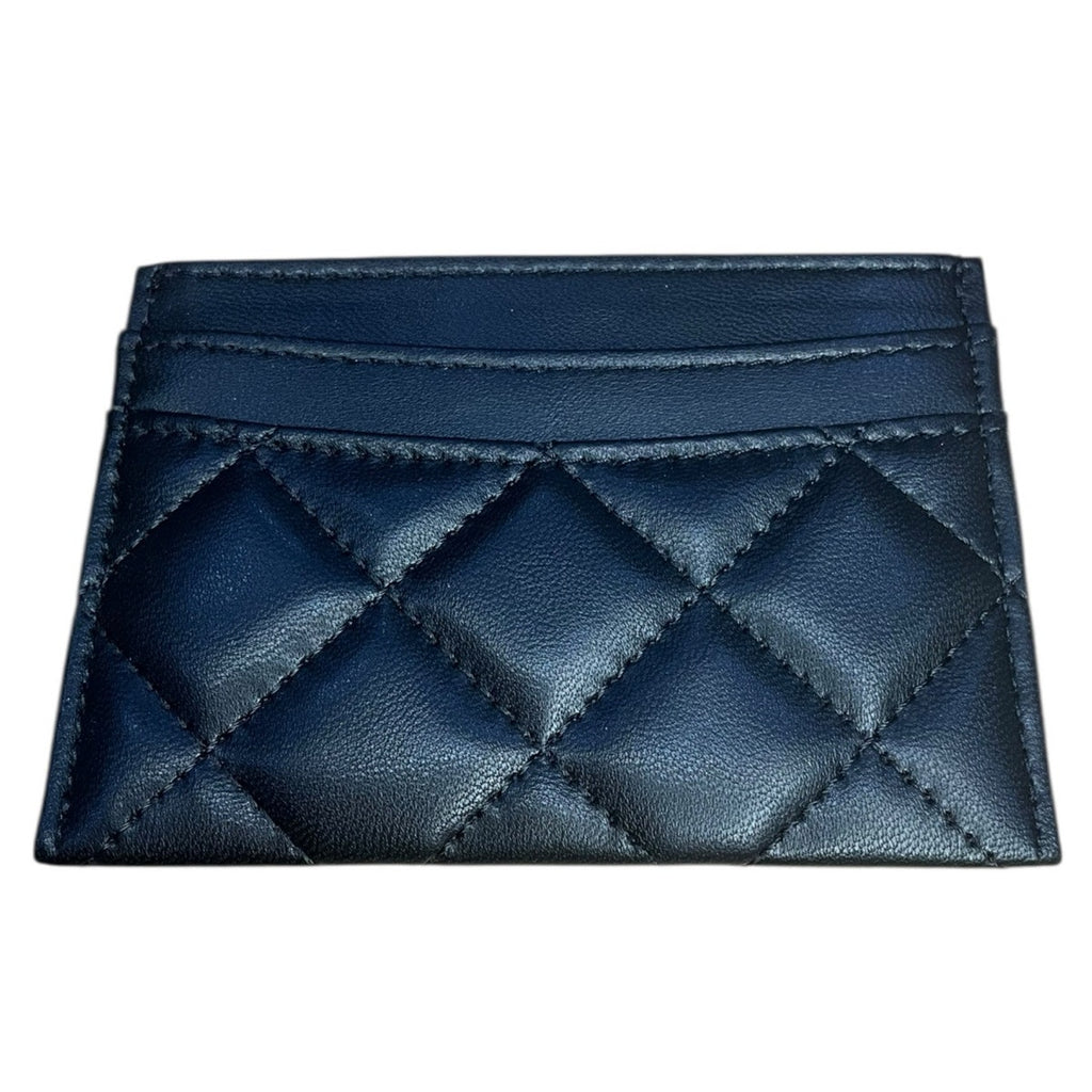 Chanel Beaute Luxury Quilted Leather Card Holder