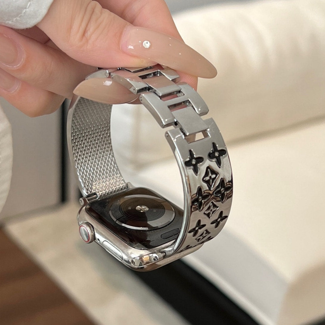 Premium Stainless Steel Floral-Pattern Link Watch Band – Gold or Silver