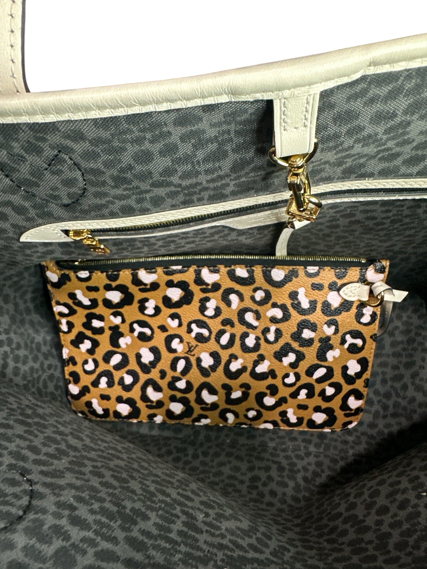 Louis Vuitton Wild at Heart Neverfull leather Tote MM - Clairely Amazing